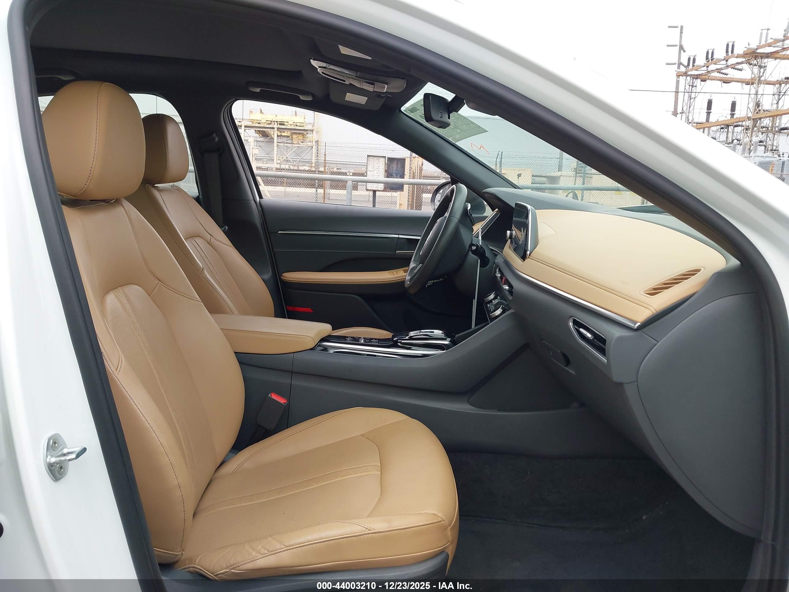 HYUNDAI SONATA image 5
