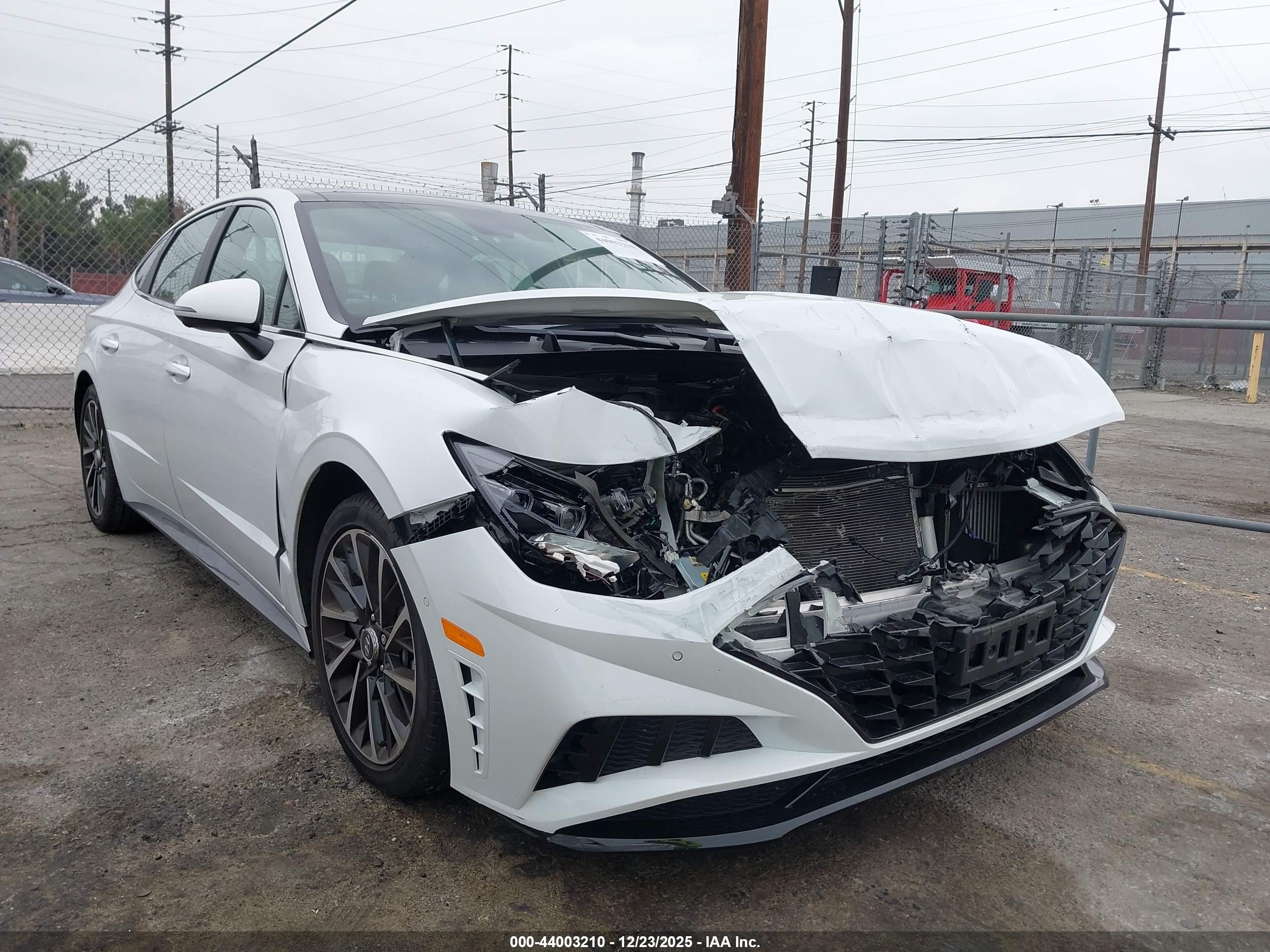 HYUNDAI SONATA image 6