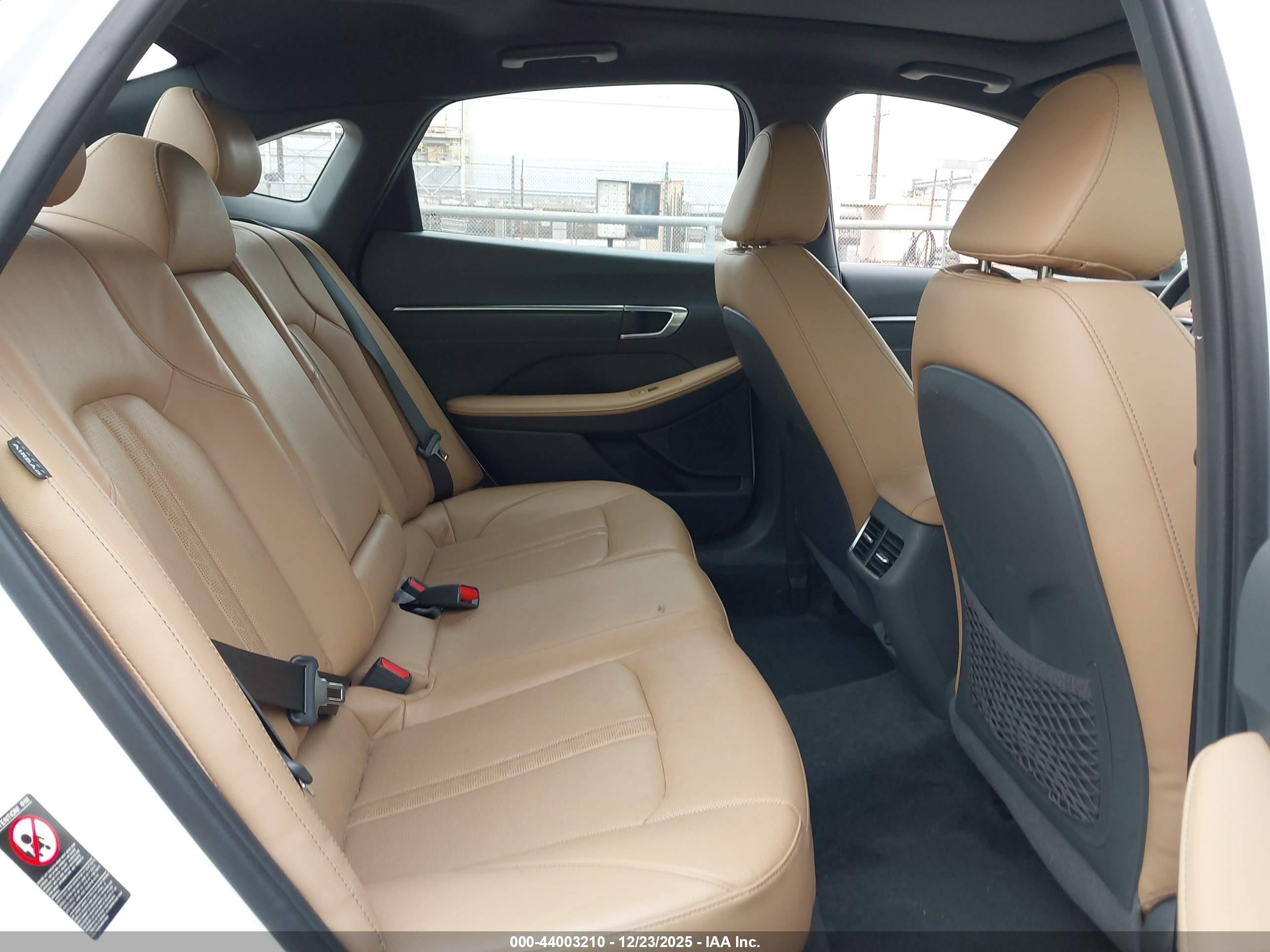 HYUNDAI SONATA image 8