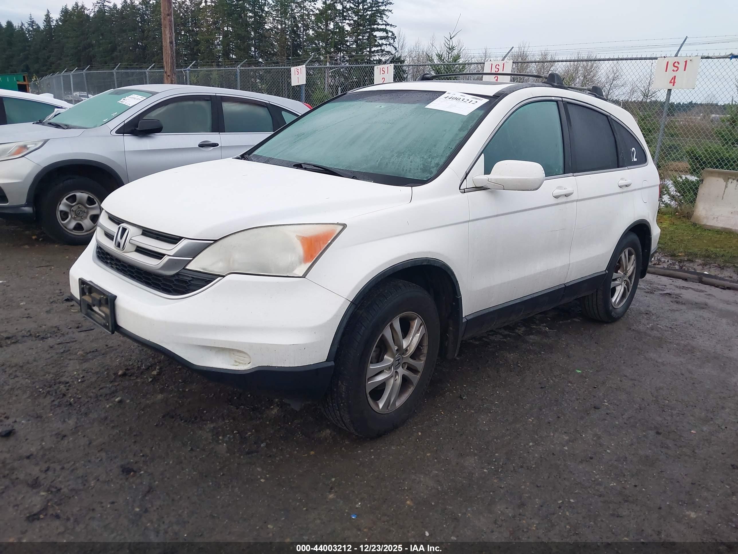 HONDA CR-V image 2