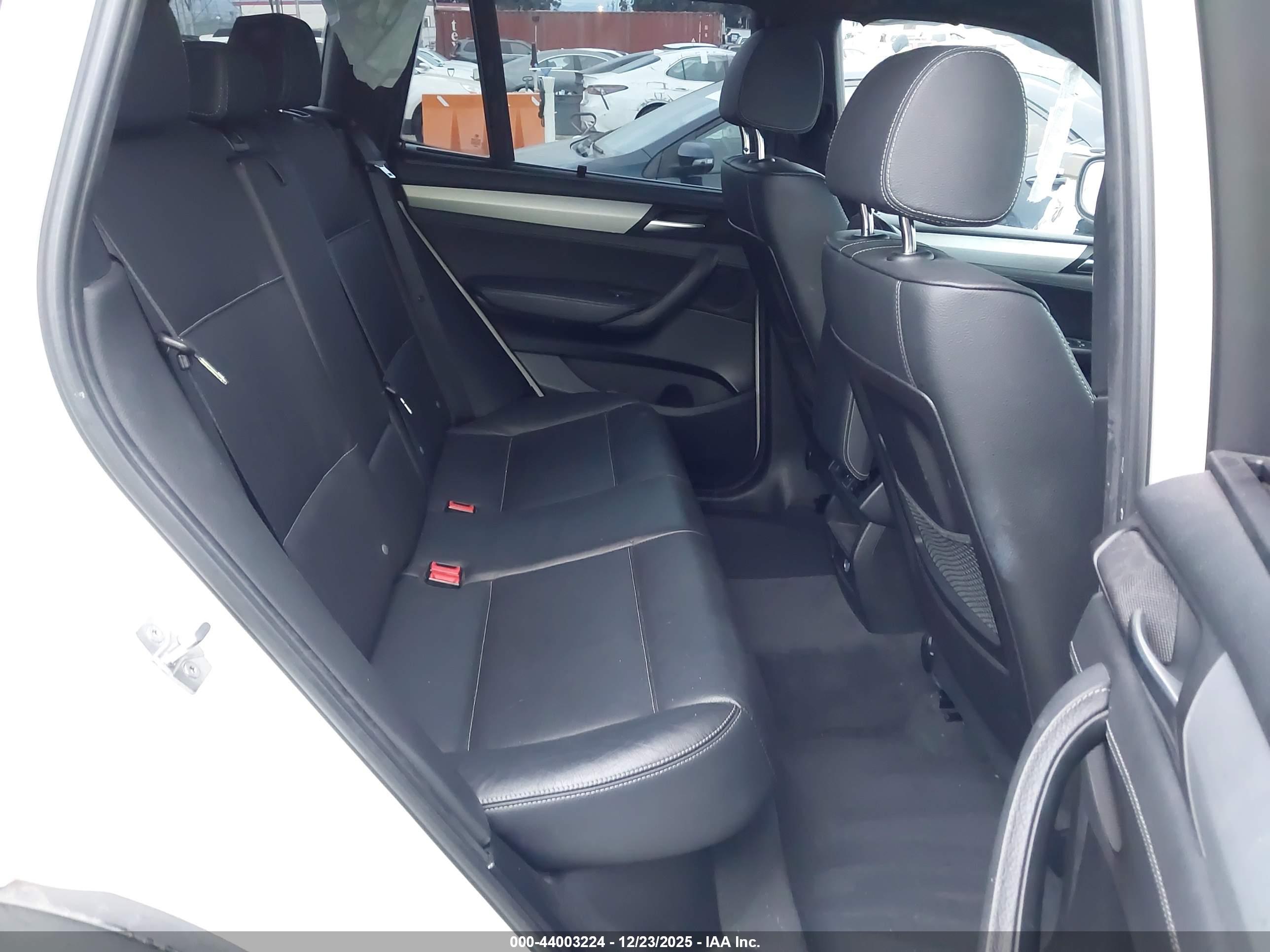 BMW X3 image 8