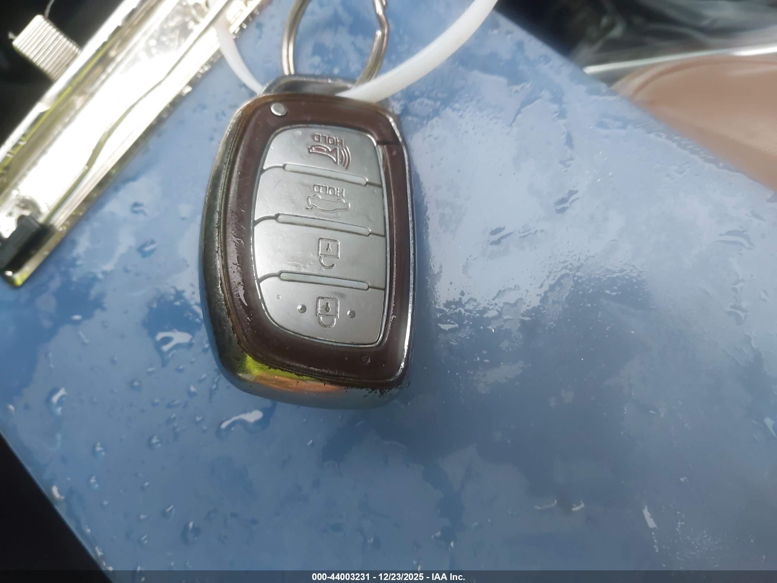 HYUNDAI SONATA image 11