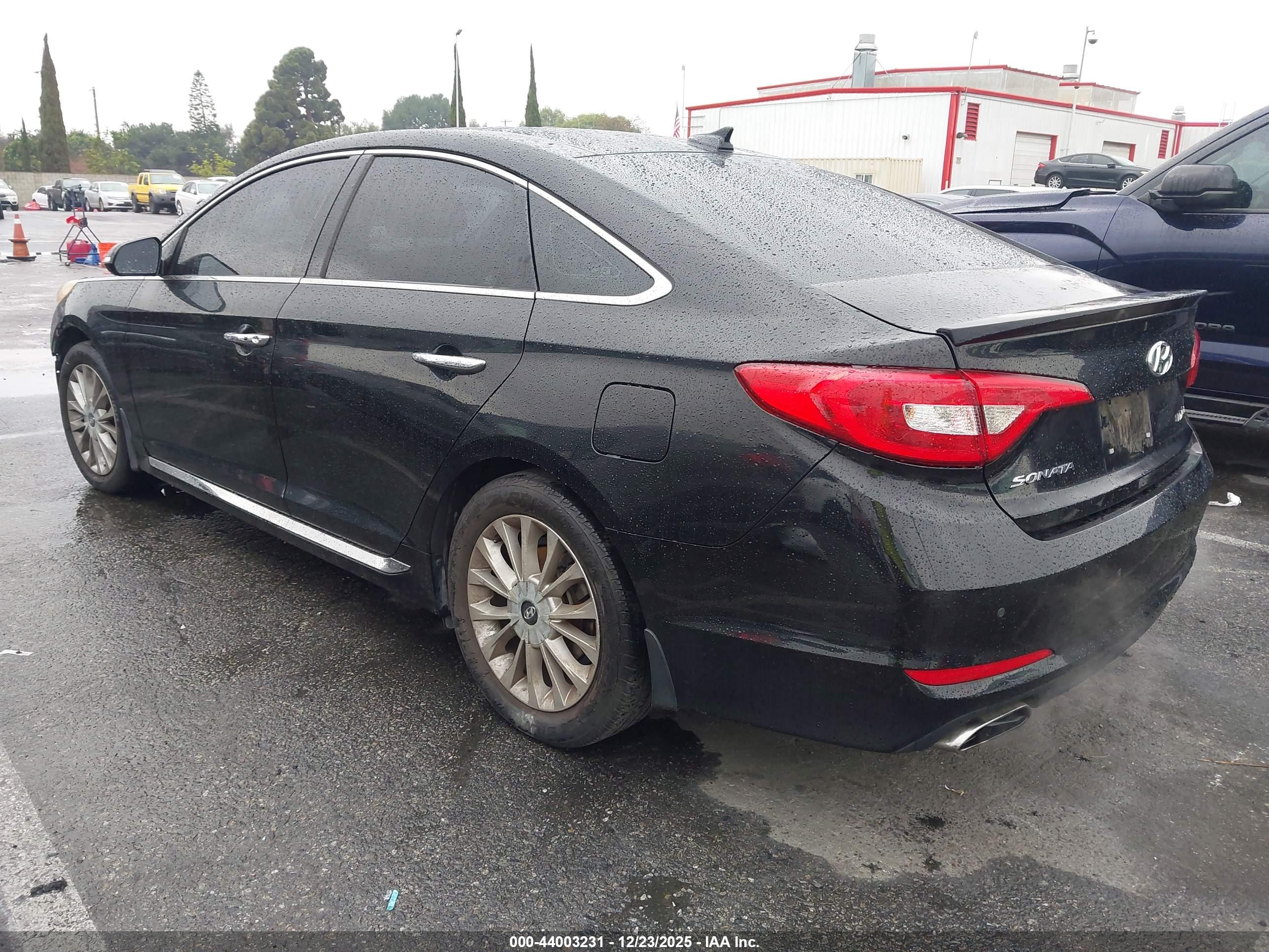 HYUNDAI SONATA image 3