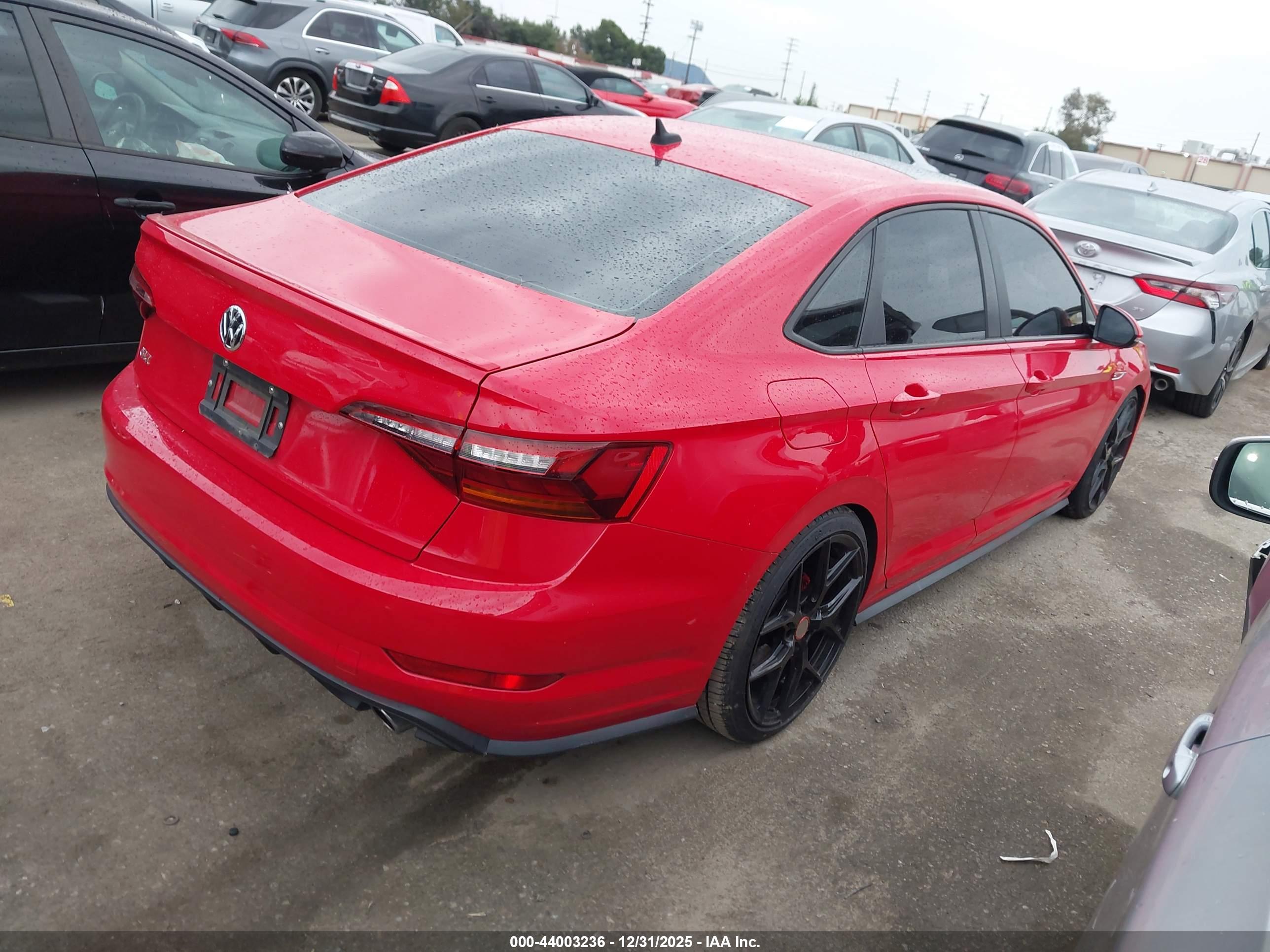 VOLKSWAGEN JETTA image 4