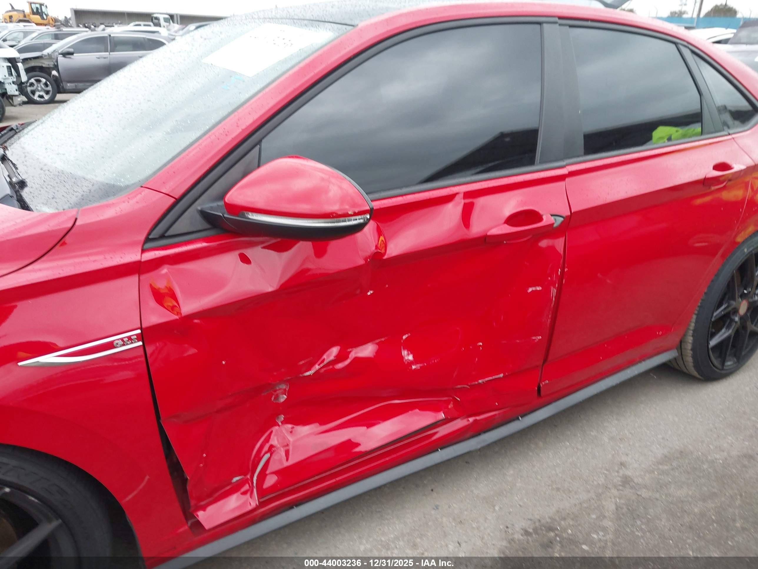 VOLKSWAGEN JETTA image 6