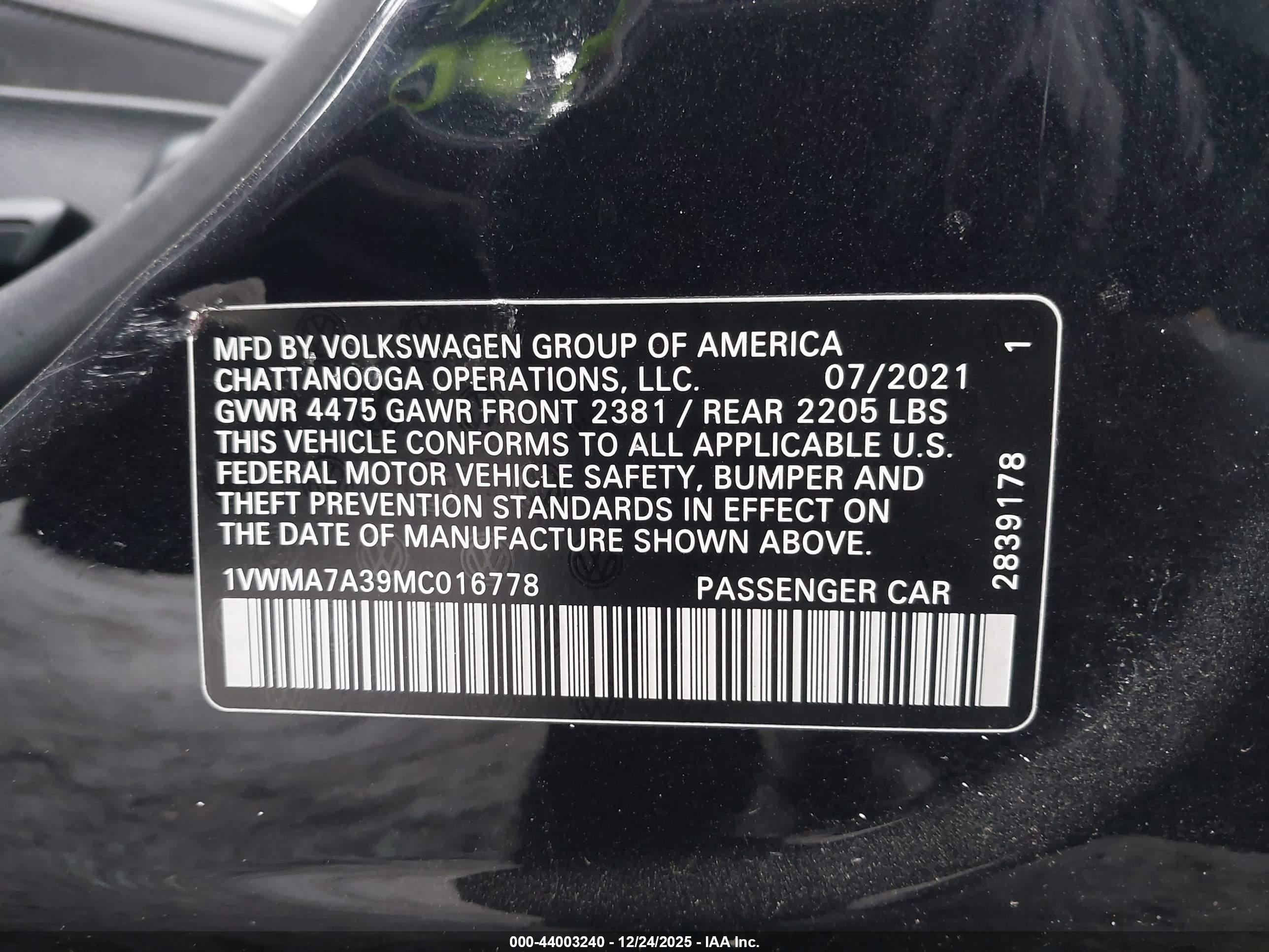VOLKSWAGEN PASSAT image 9