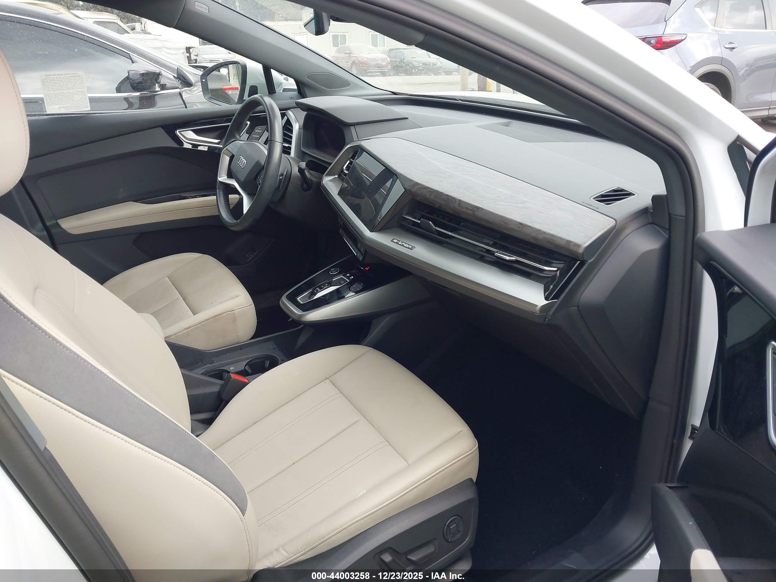 AUDI Q4 image 5