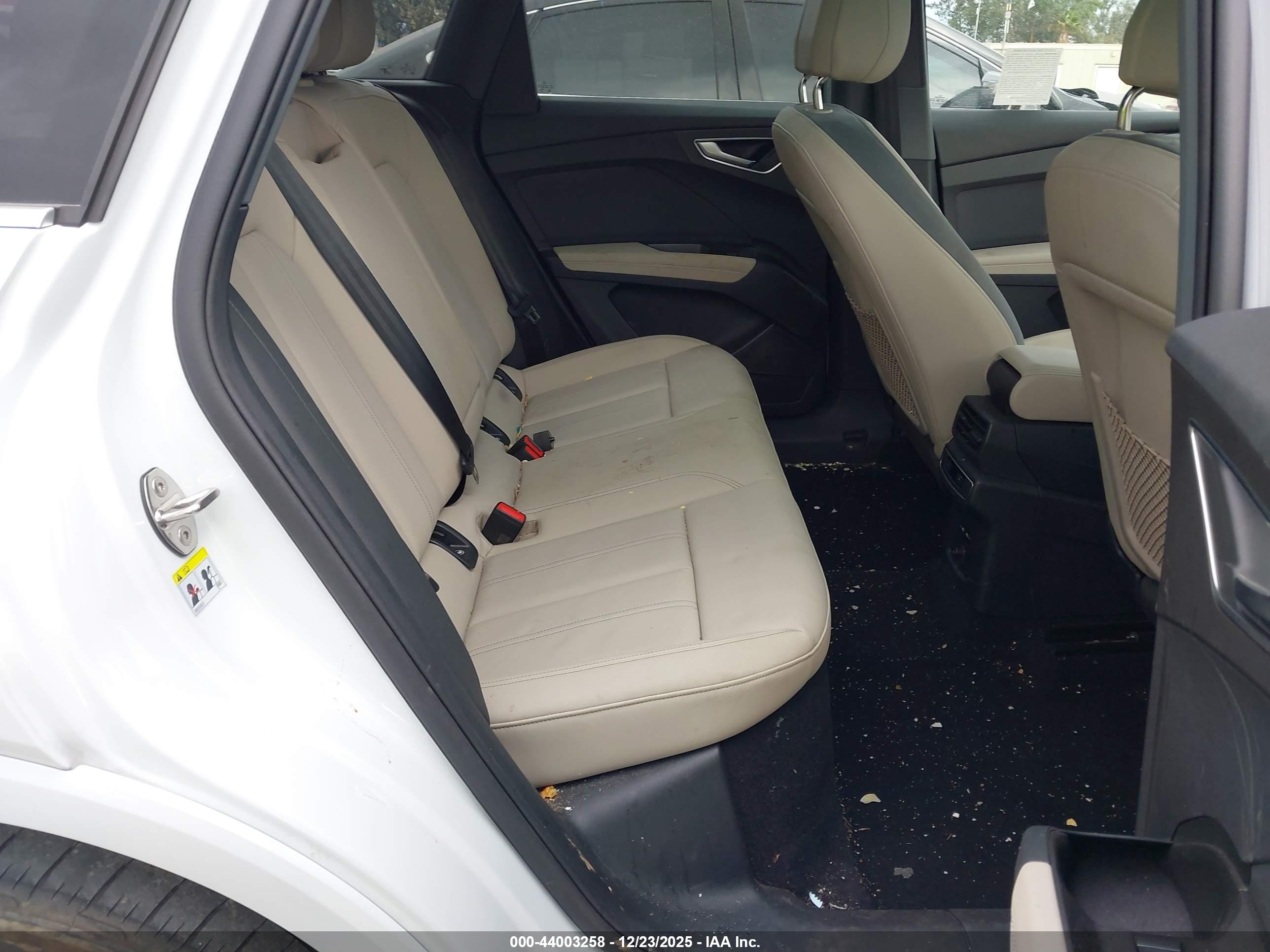AUDI Q4 image 8