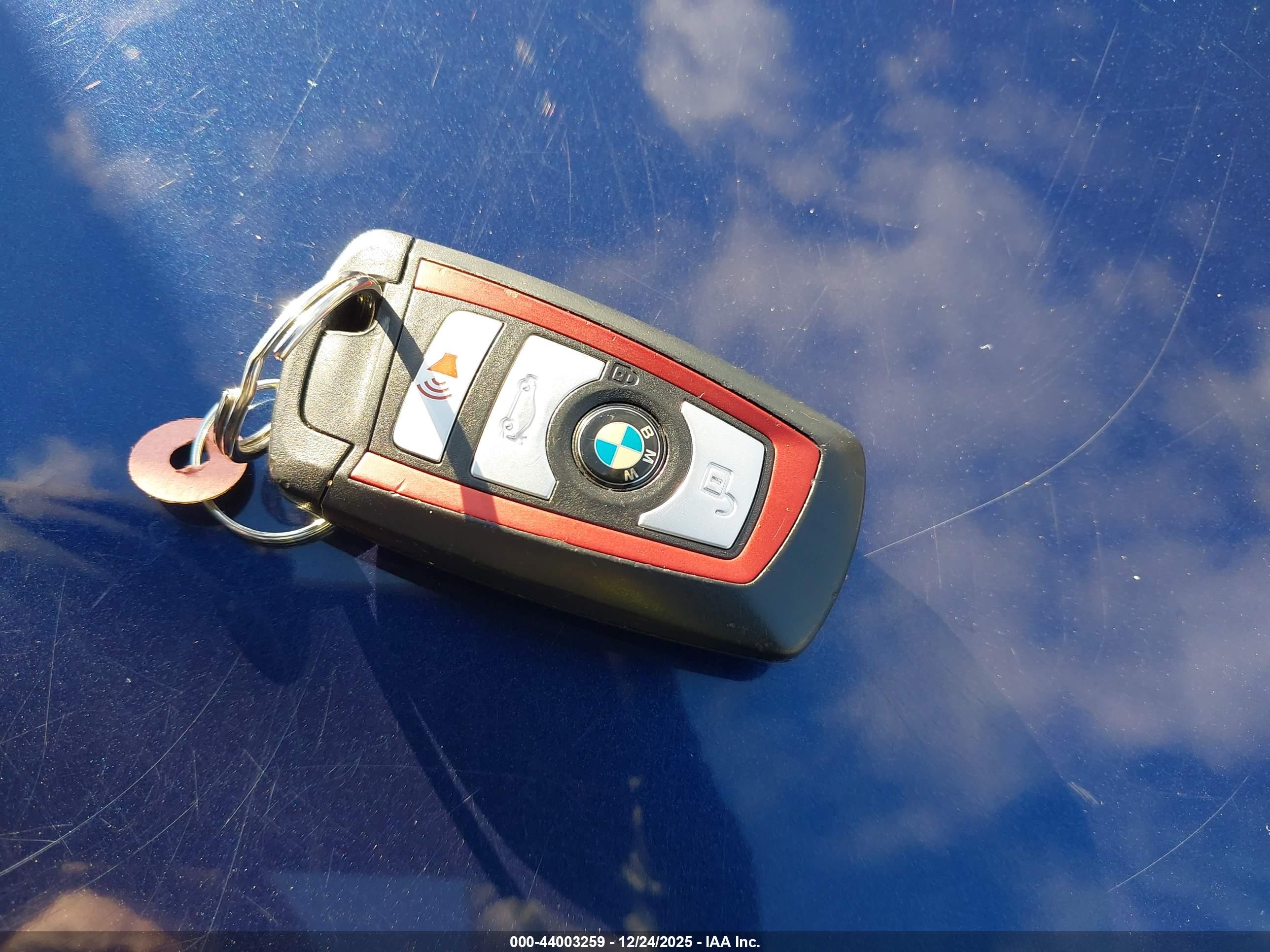 BMW 330I image 11