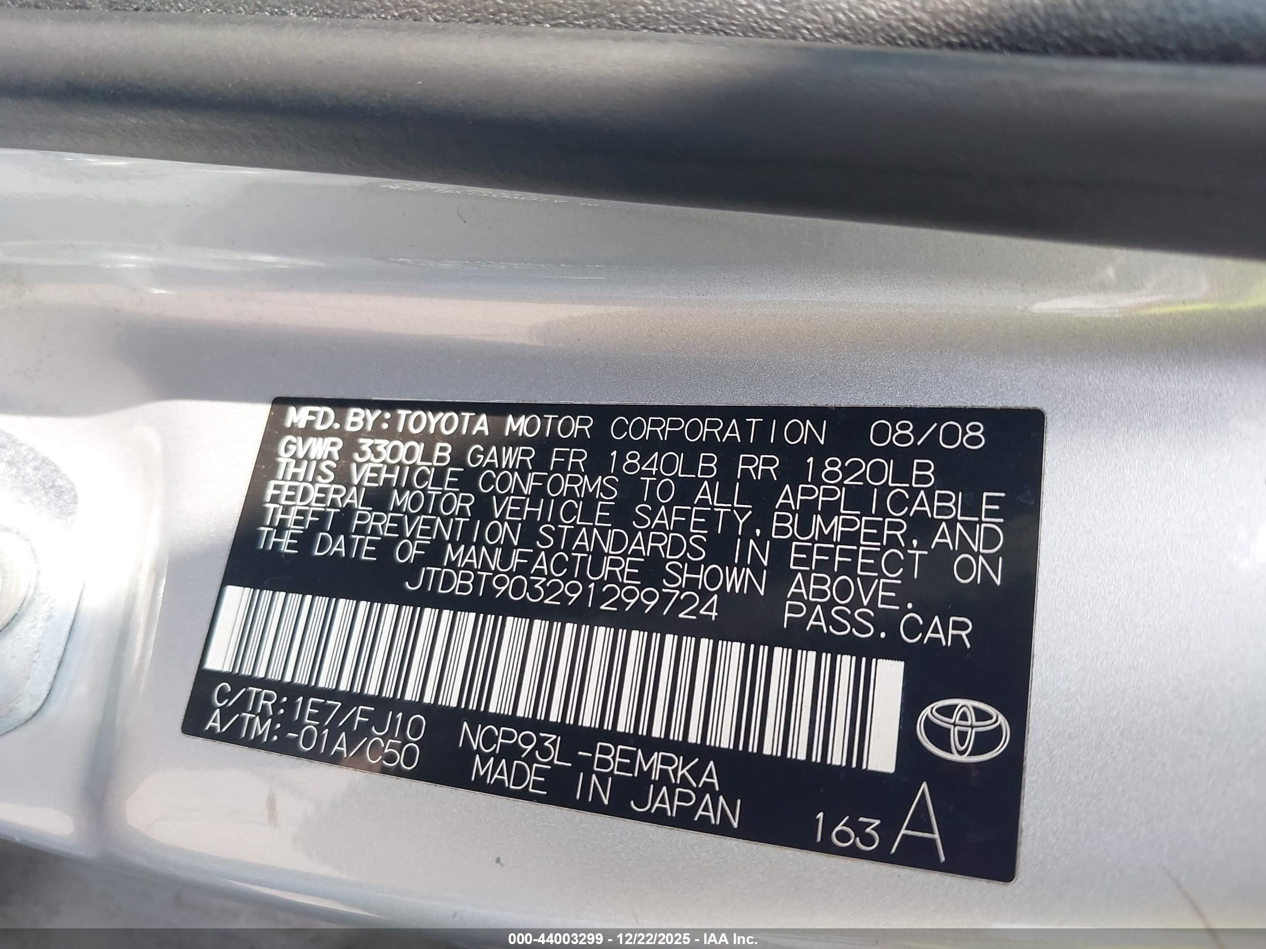 TOYOTA YARIS image 9
