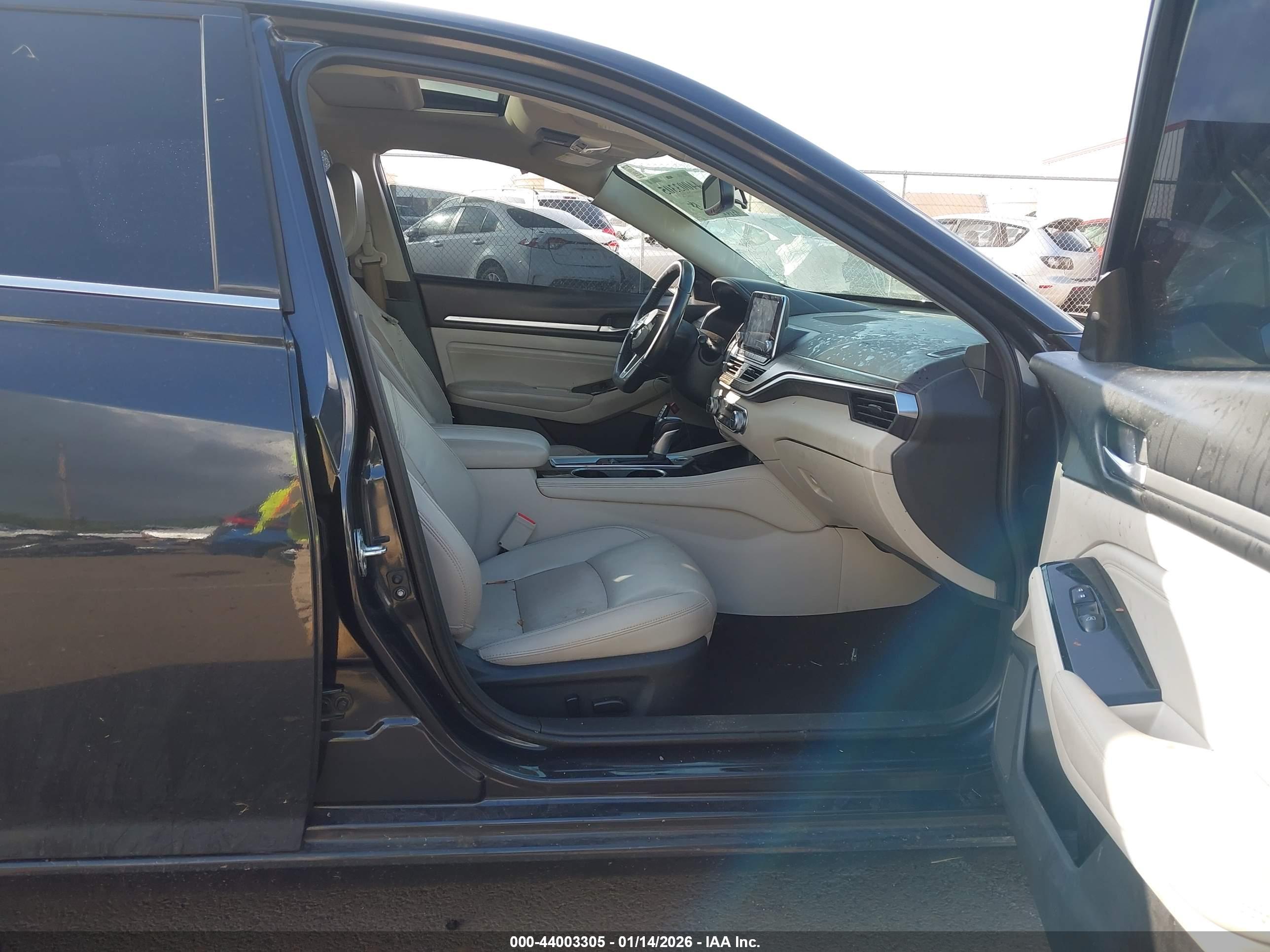 NISSAN ALTIMA image 5