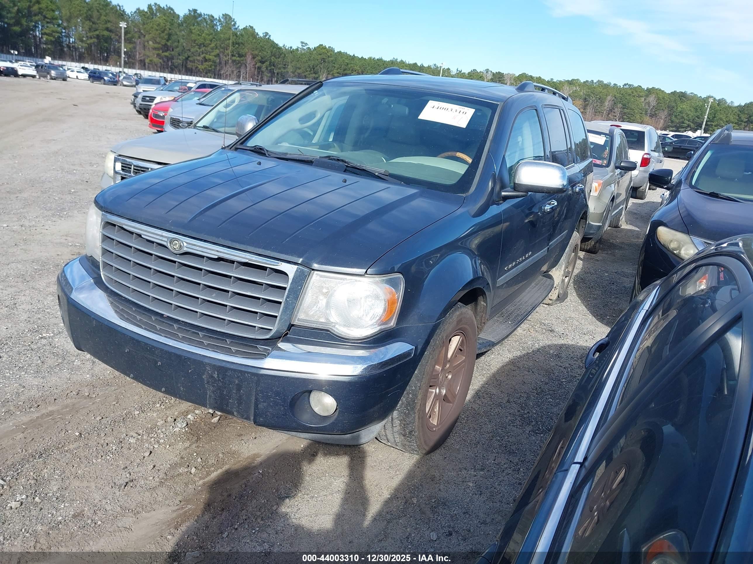CHRYSLER ASPEN image 2