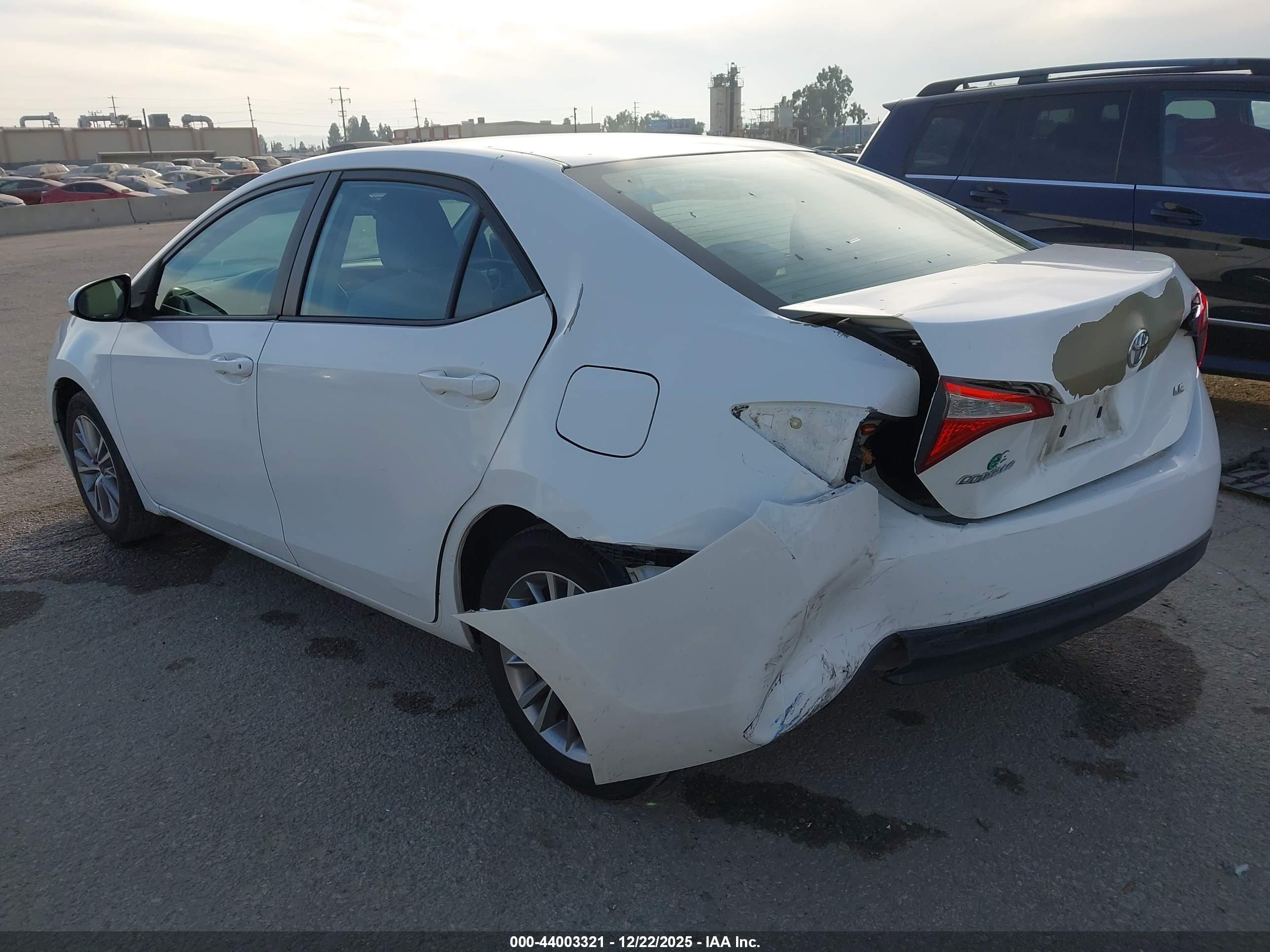 TOYOTA COROLLA image 3