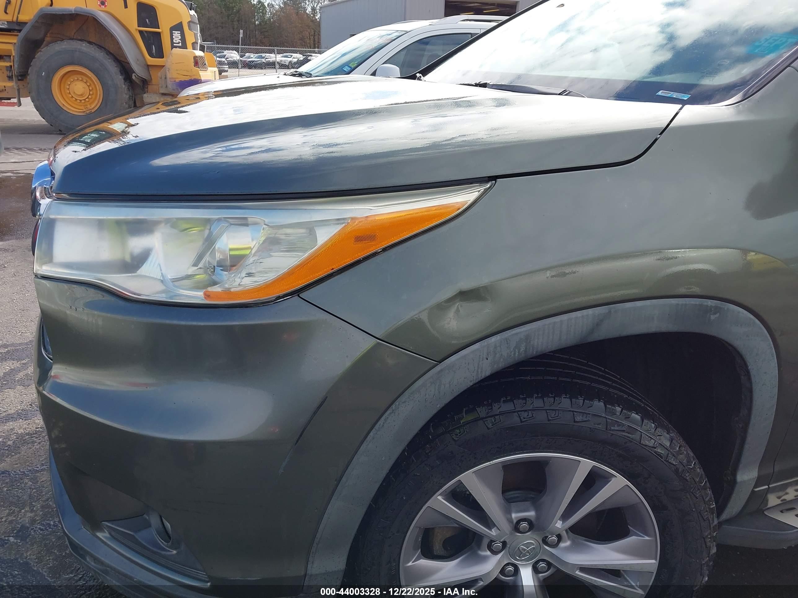 TOYOTA HIGHLANDER image 6