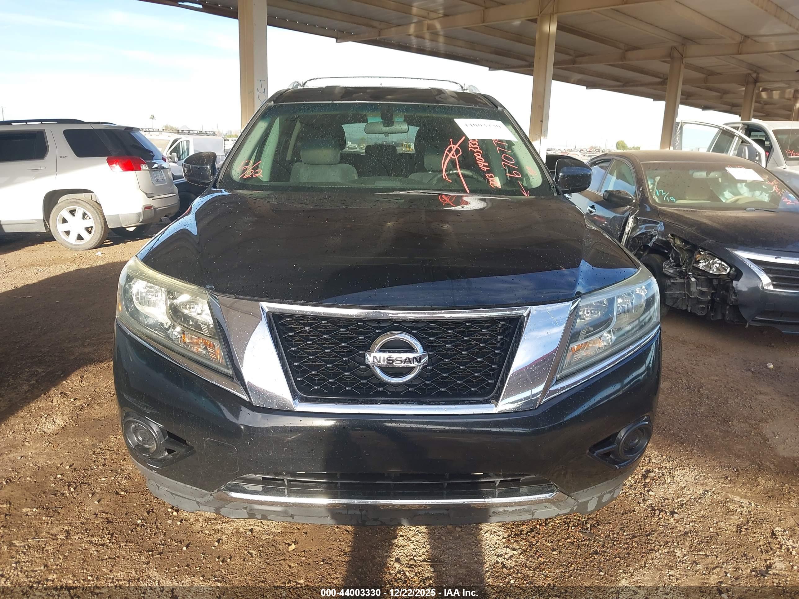 NISSAN PATHFINDER image 6
