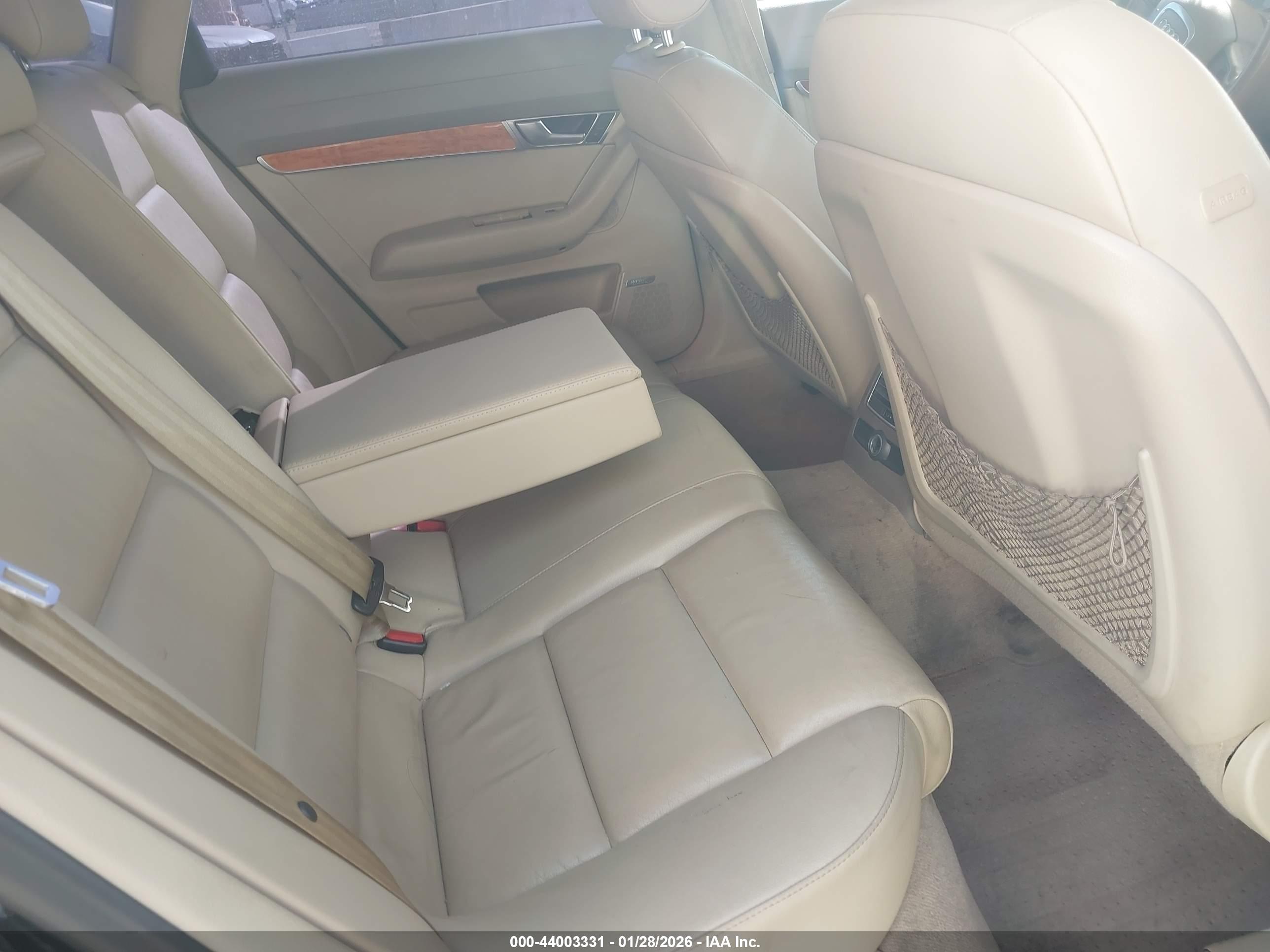AUDI A6 image 8
