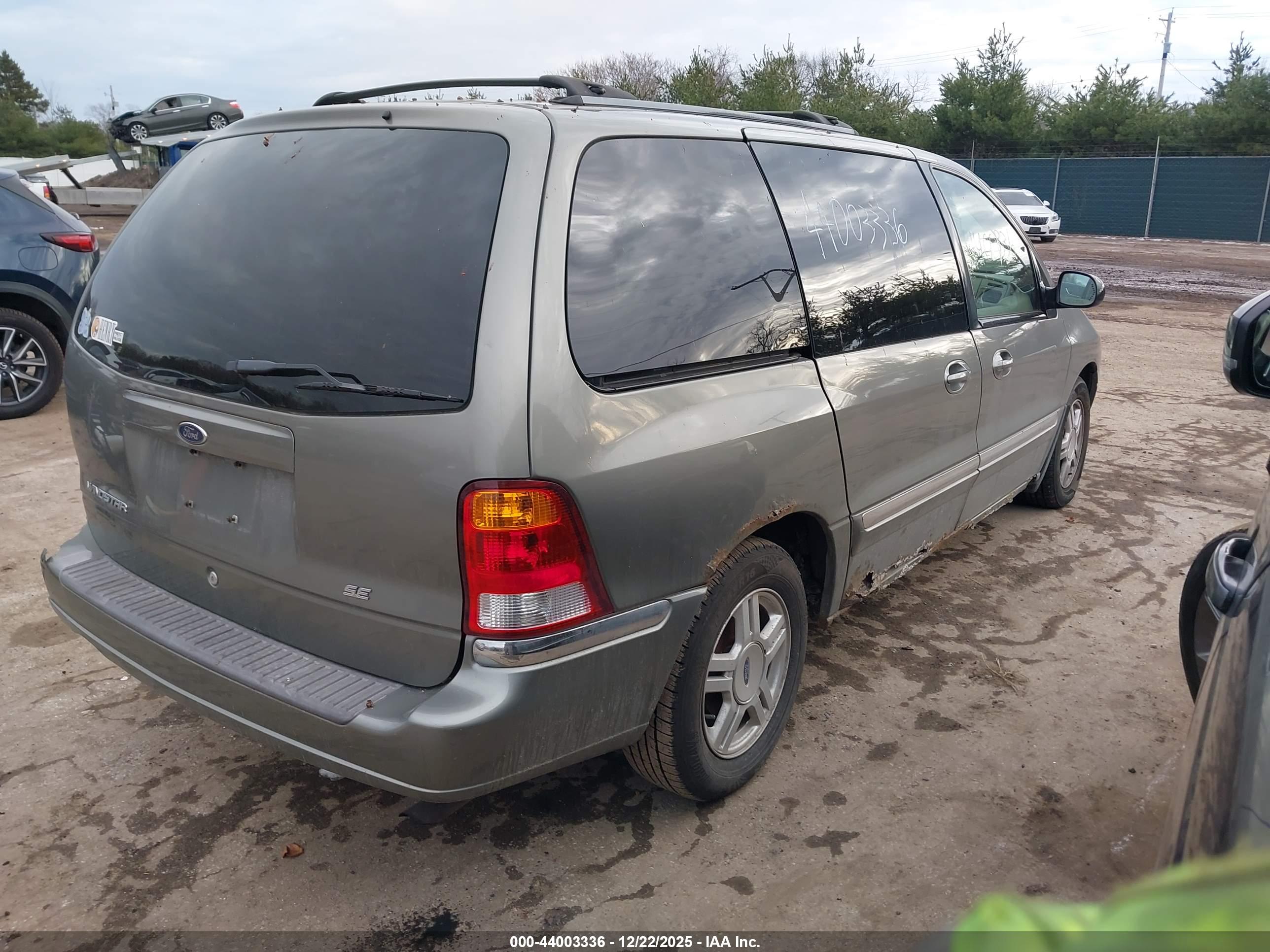 FORD WINDSTAR image 4