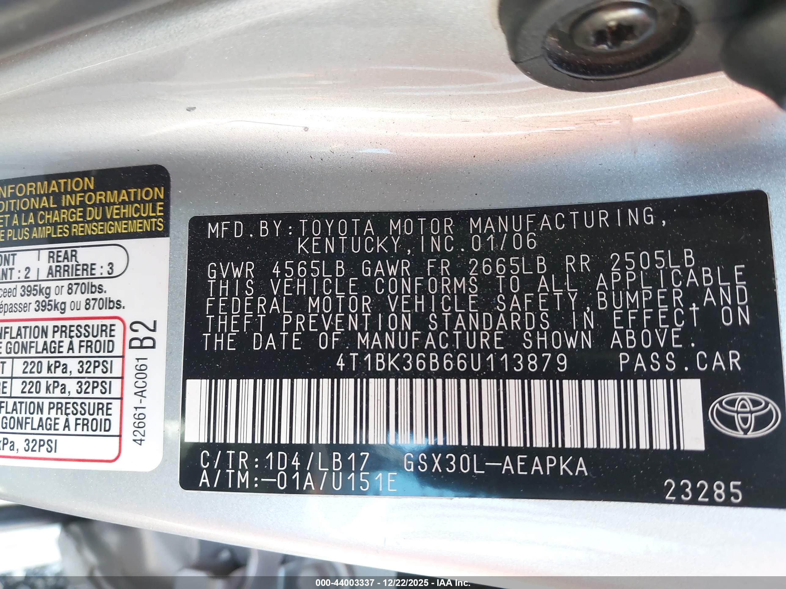 TOYOTA AVALON image 9