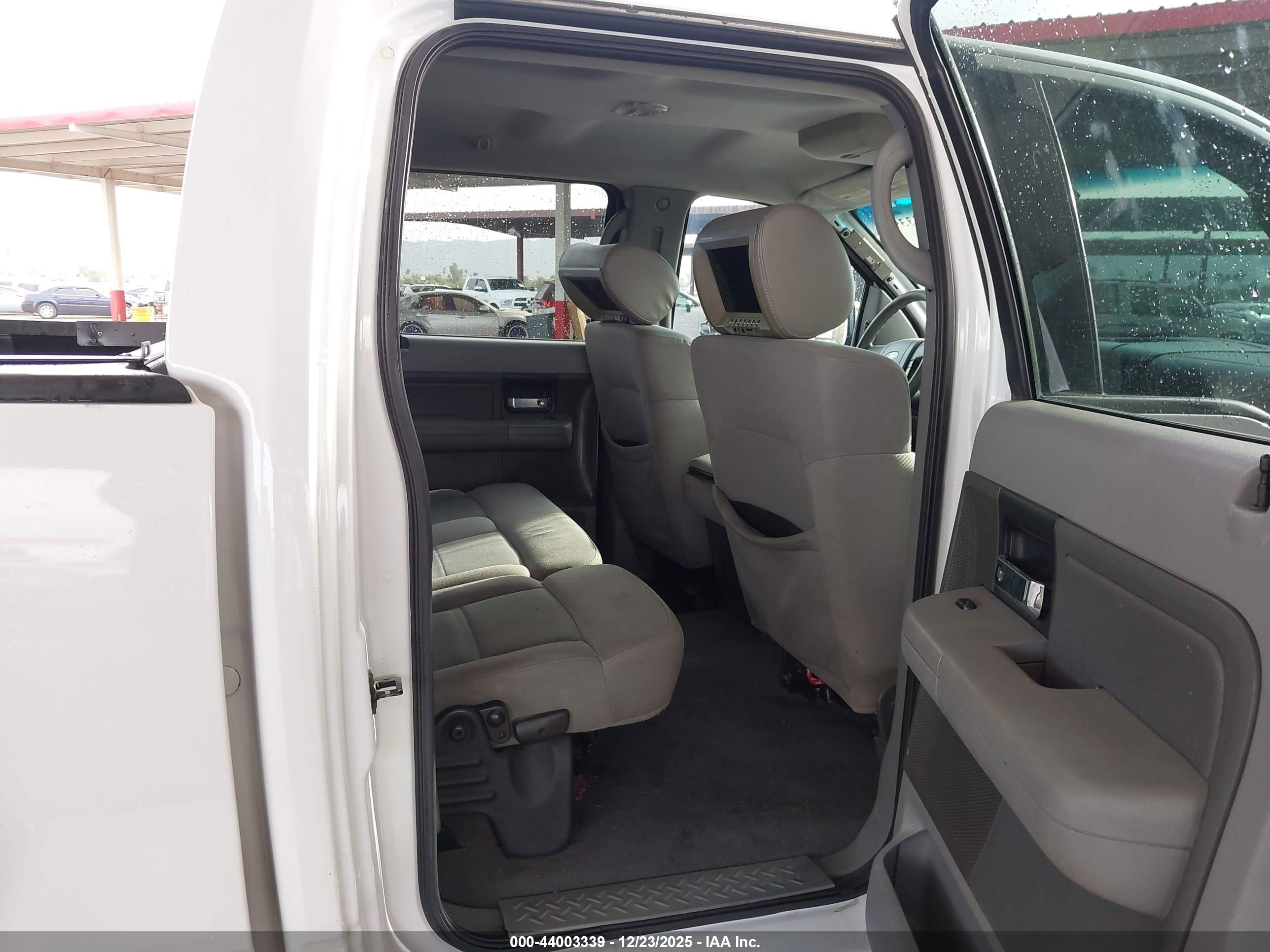 FORD F-150 image 8