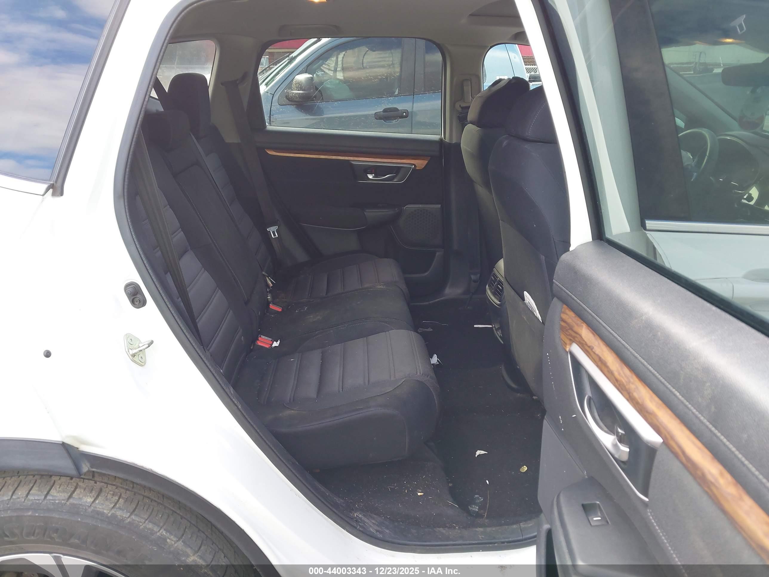 HONDA CR-V image 8