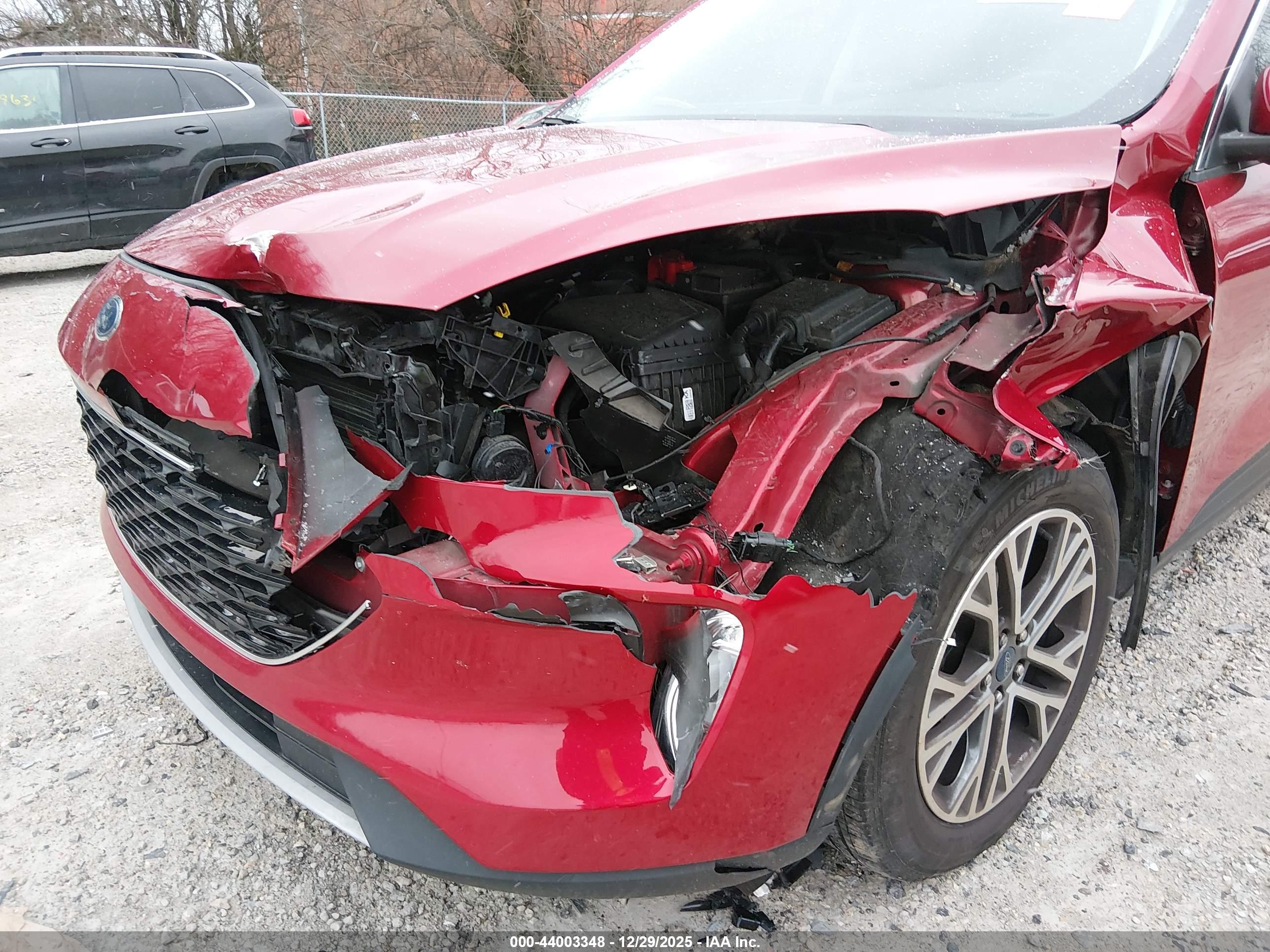 FORD ESCAPE image 6