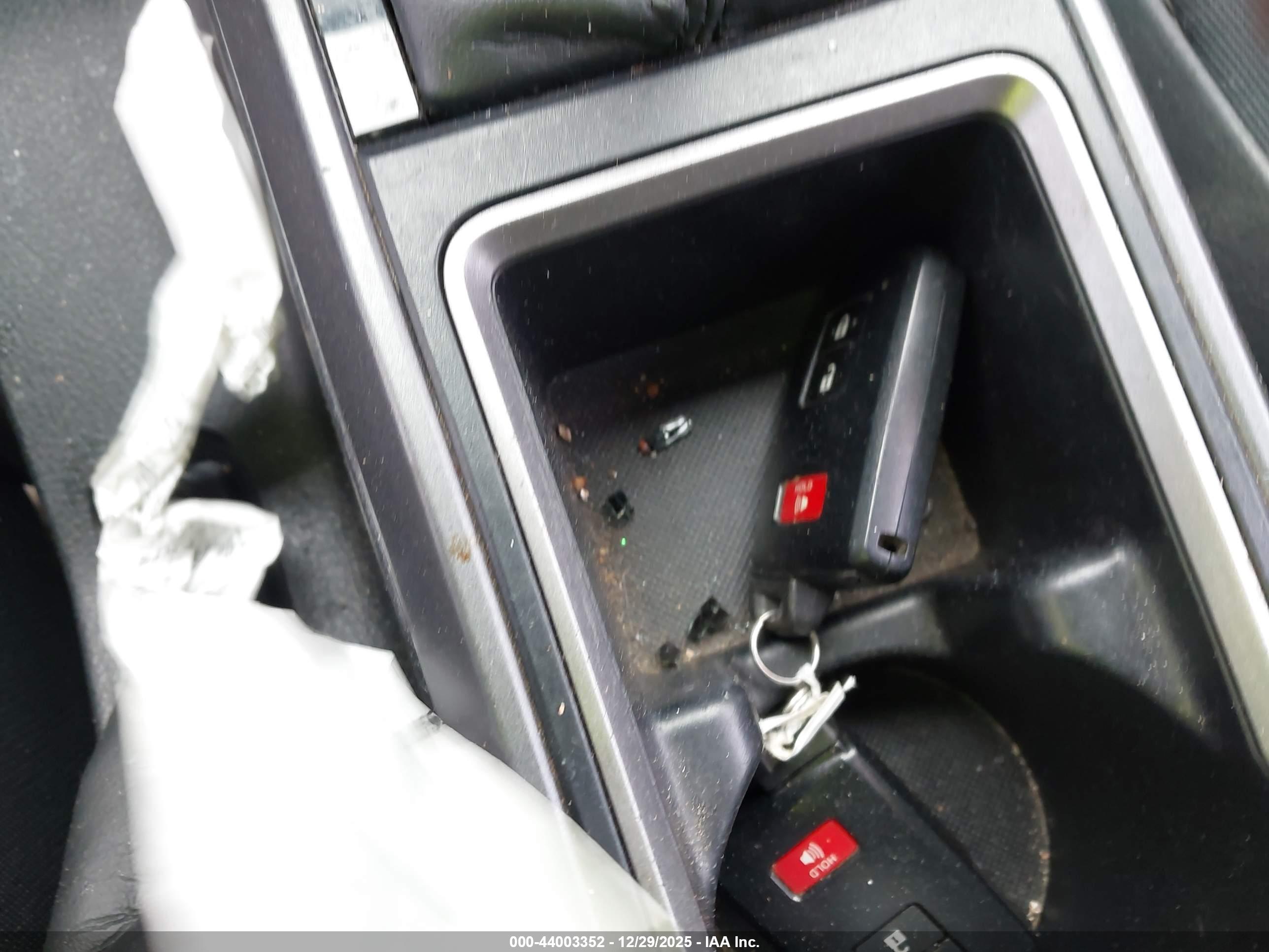 TOYOTA TACOMA image 11