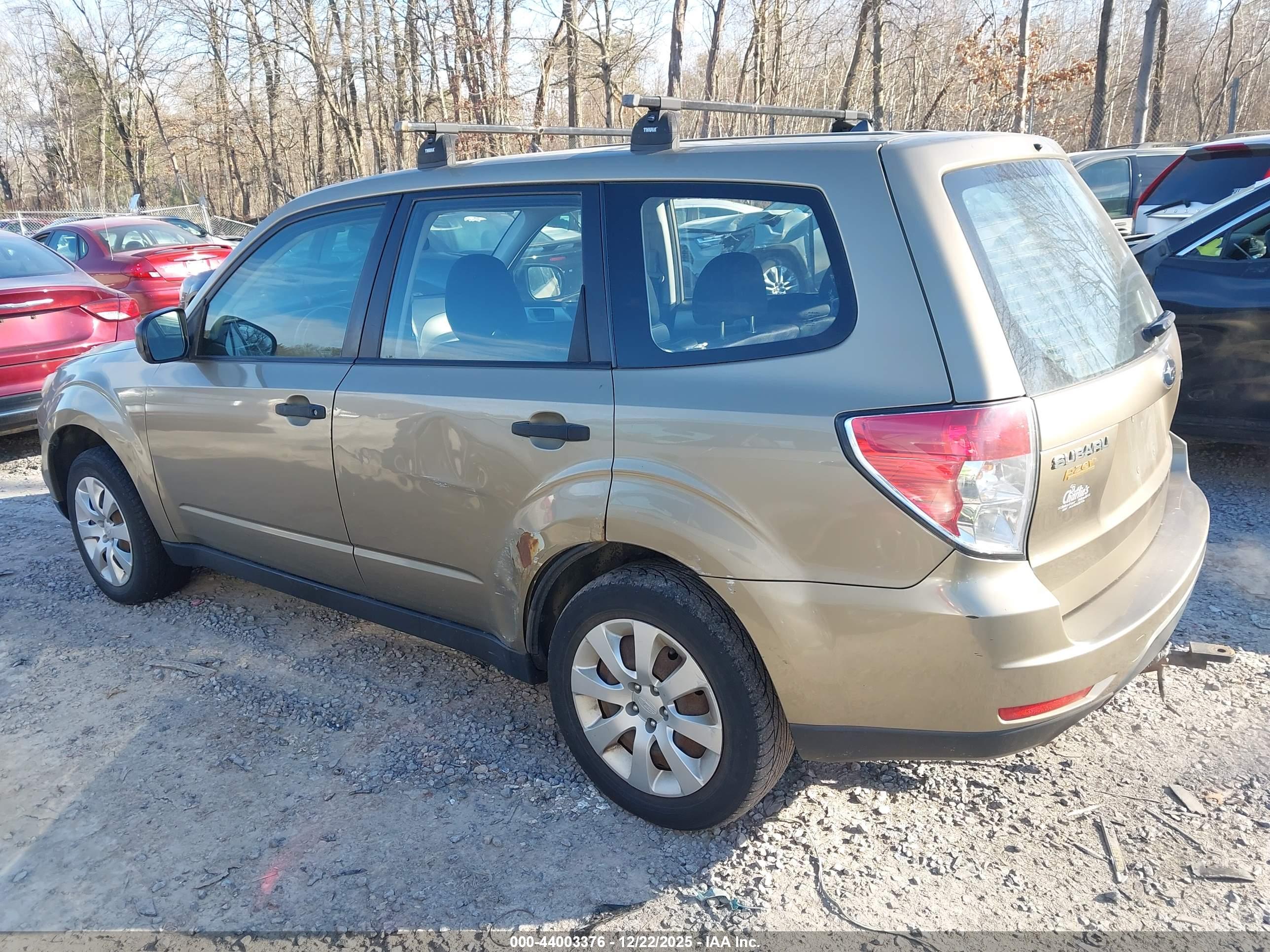 SUBARU FORESTER image 6