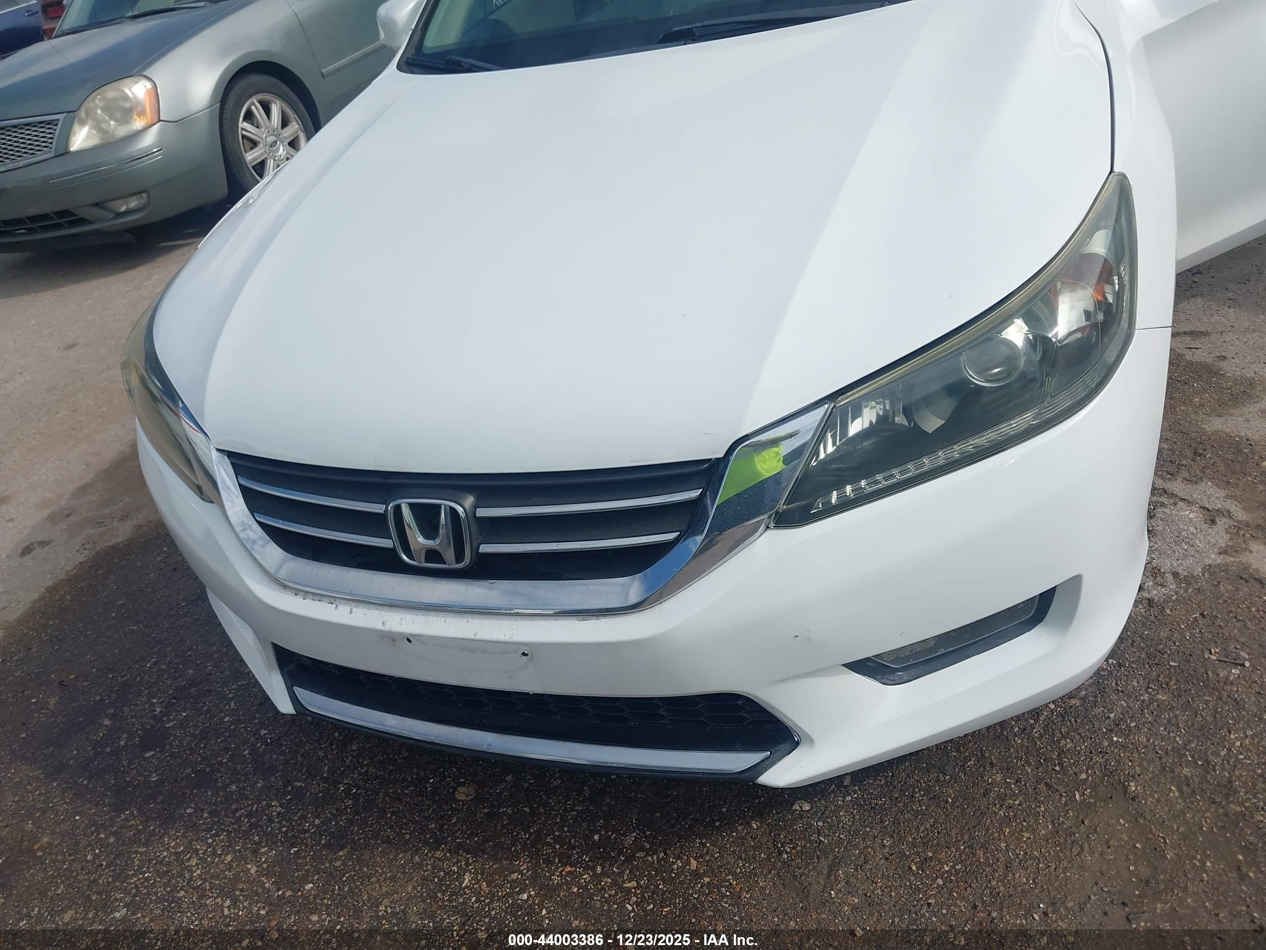 HONDA ACCORD image 6