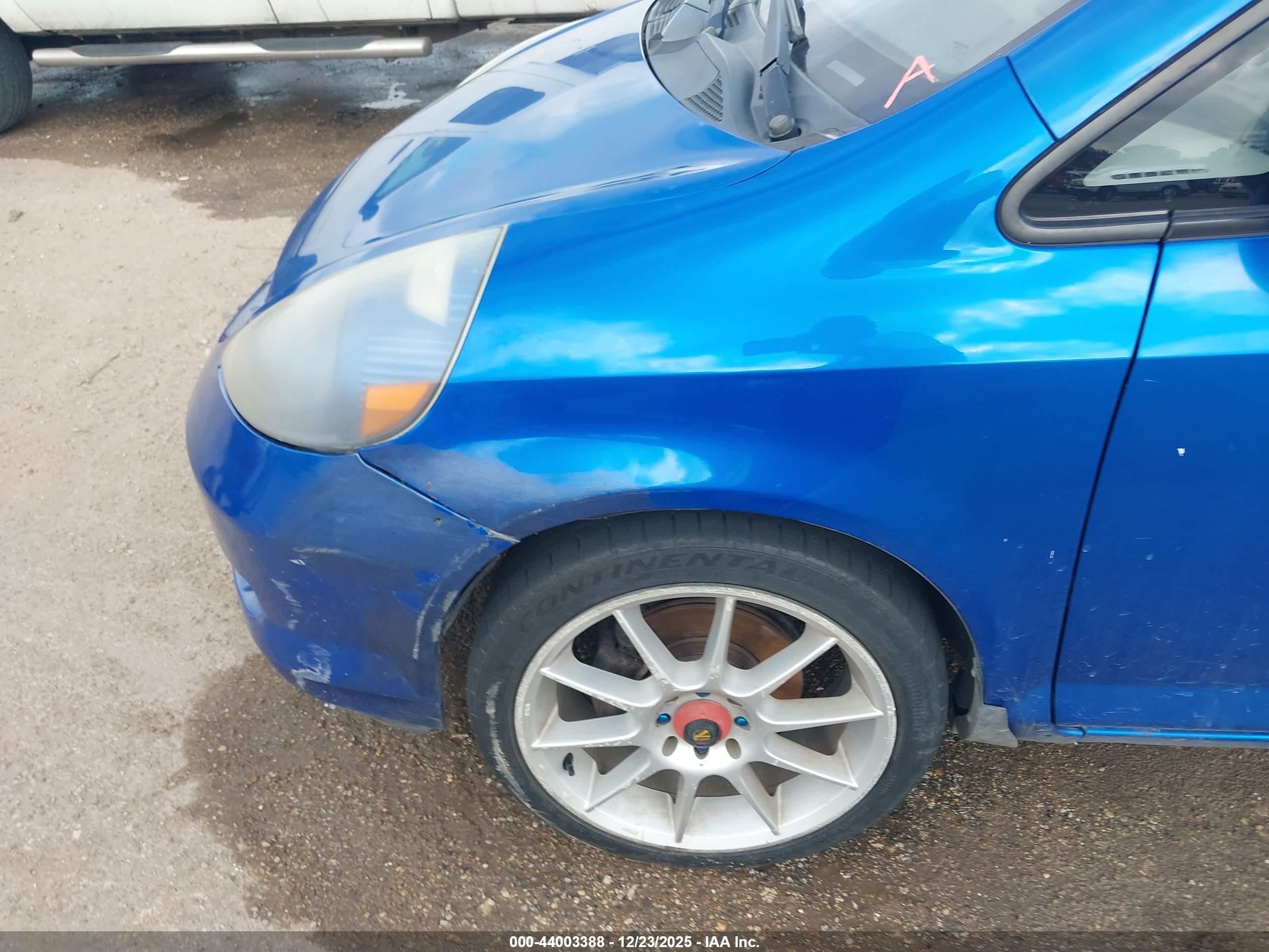 HONDA FIT image 6