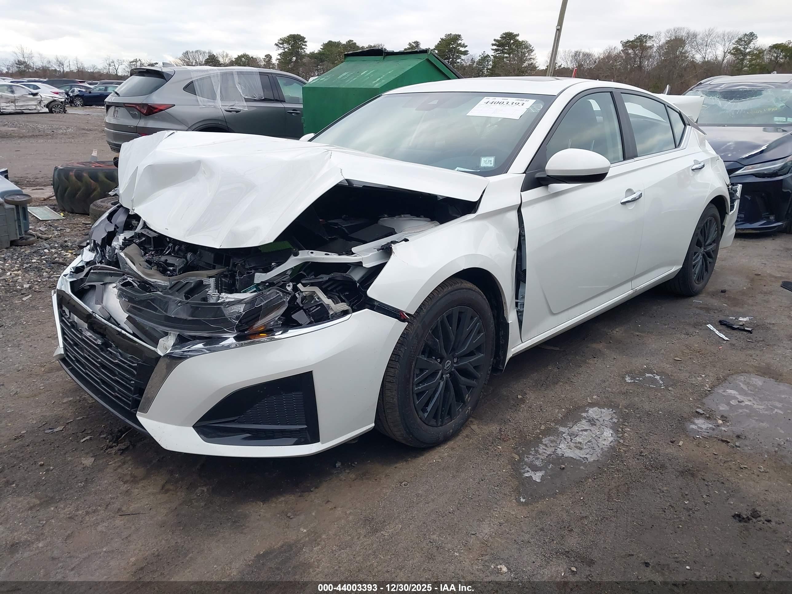 NISSAN ALTIMA image 2