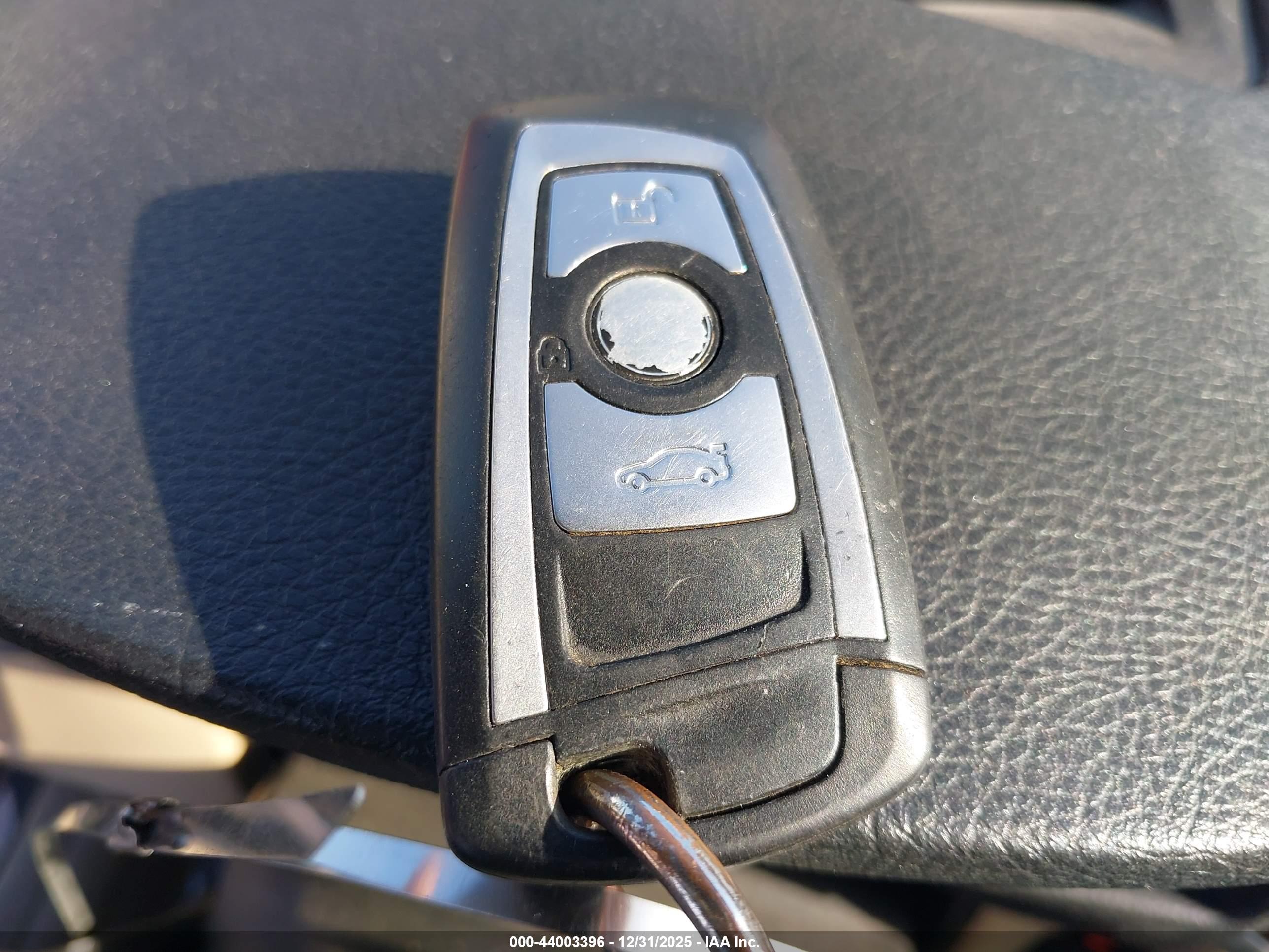 BMW 328I image 11