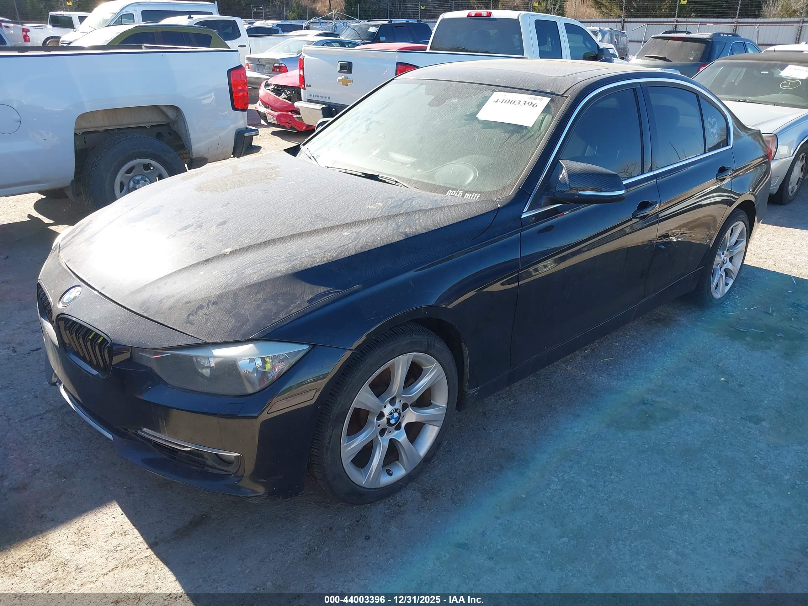BMW 328I image 2