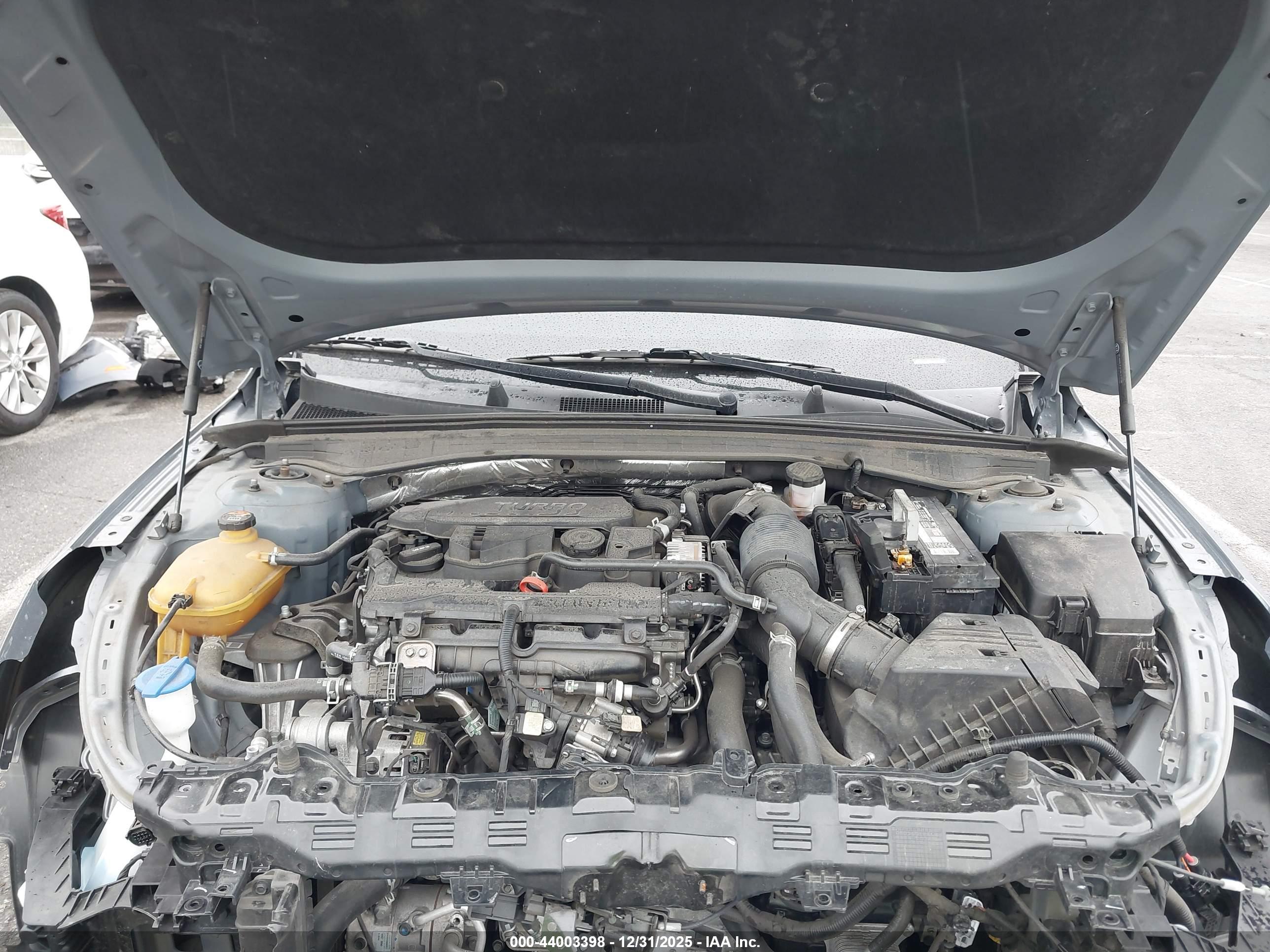 KIA K5 image 10
