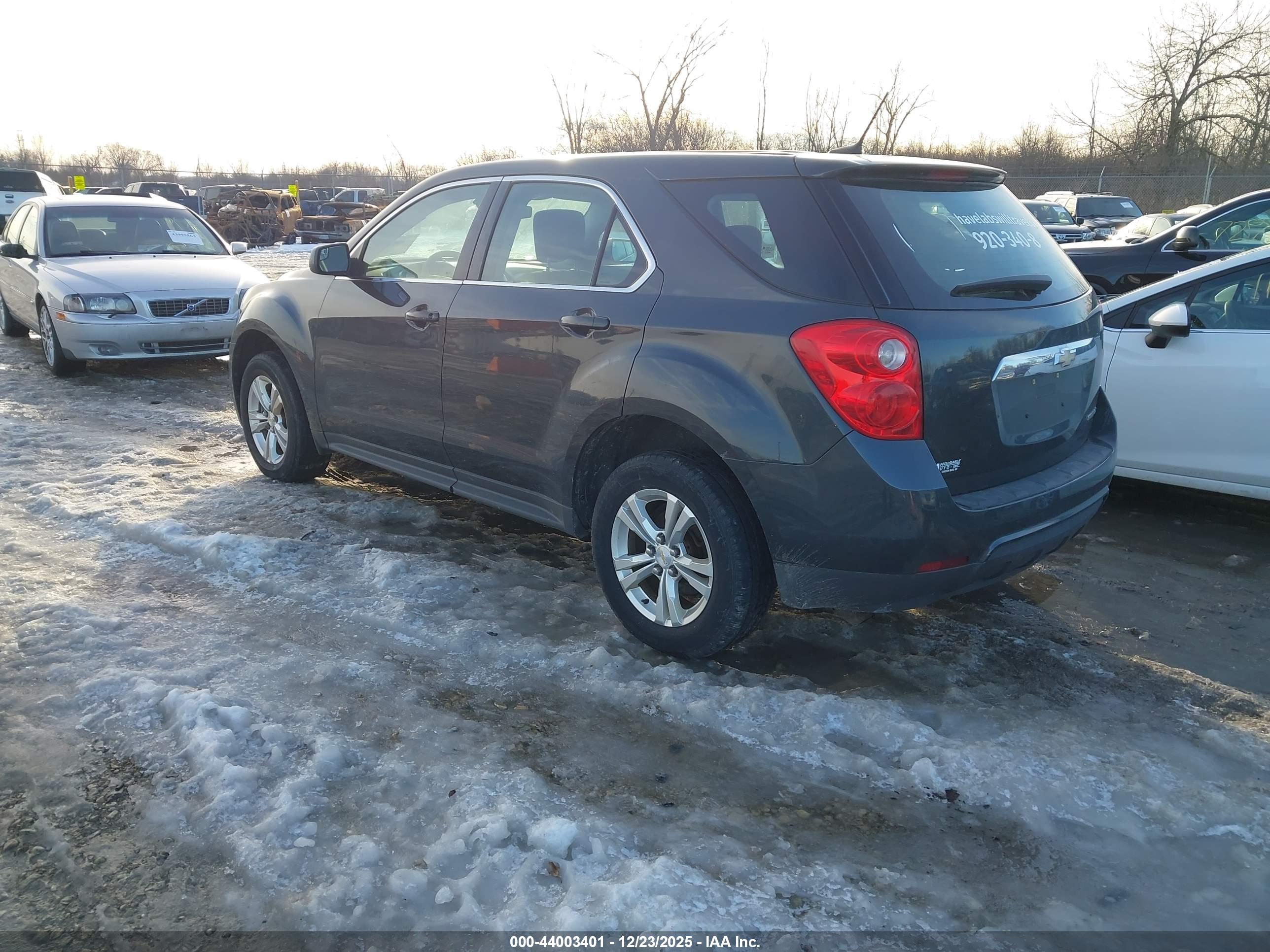 CHEVROLET EQUINOX image 3