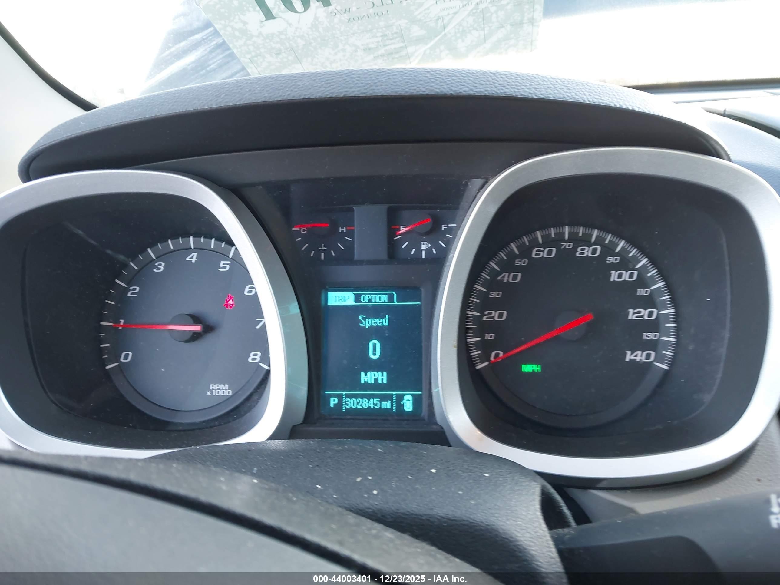 CHEVROLET EQUINOX image 7
