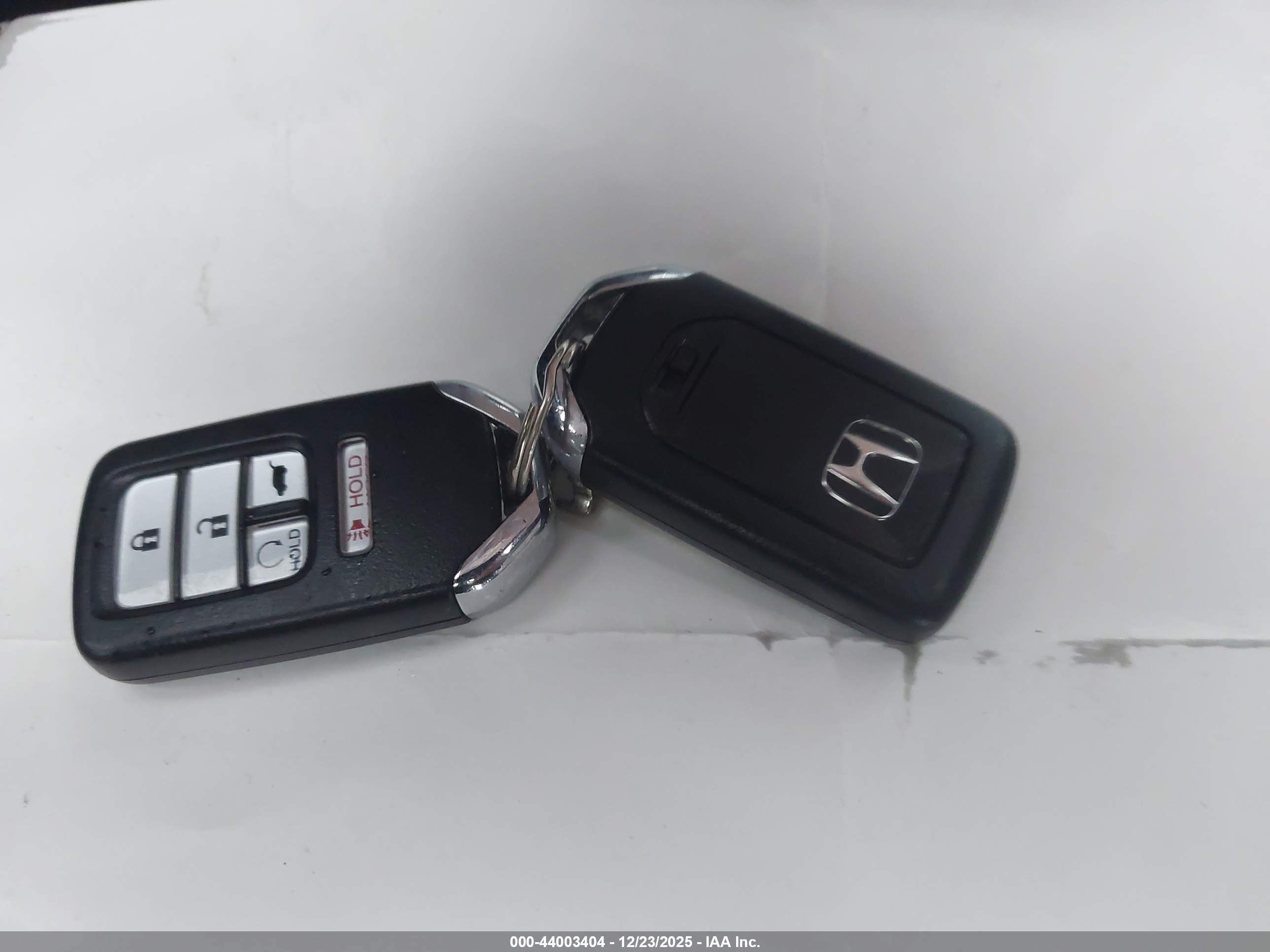HONDA CR-V image 11