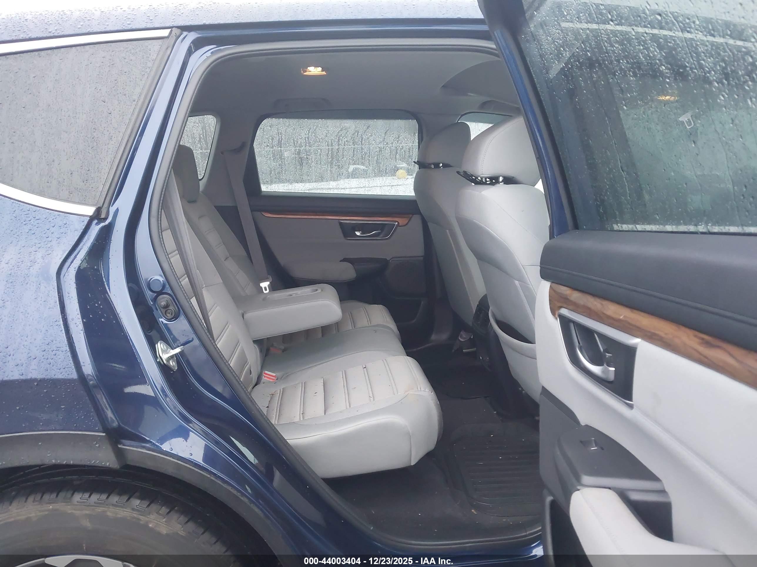 HONDA CR-V image 8