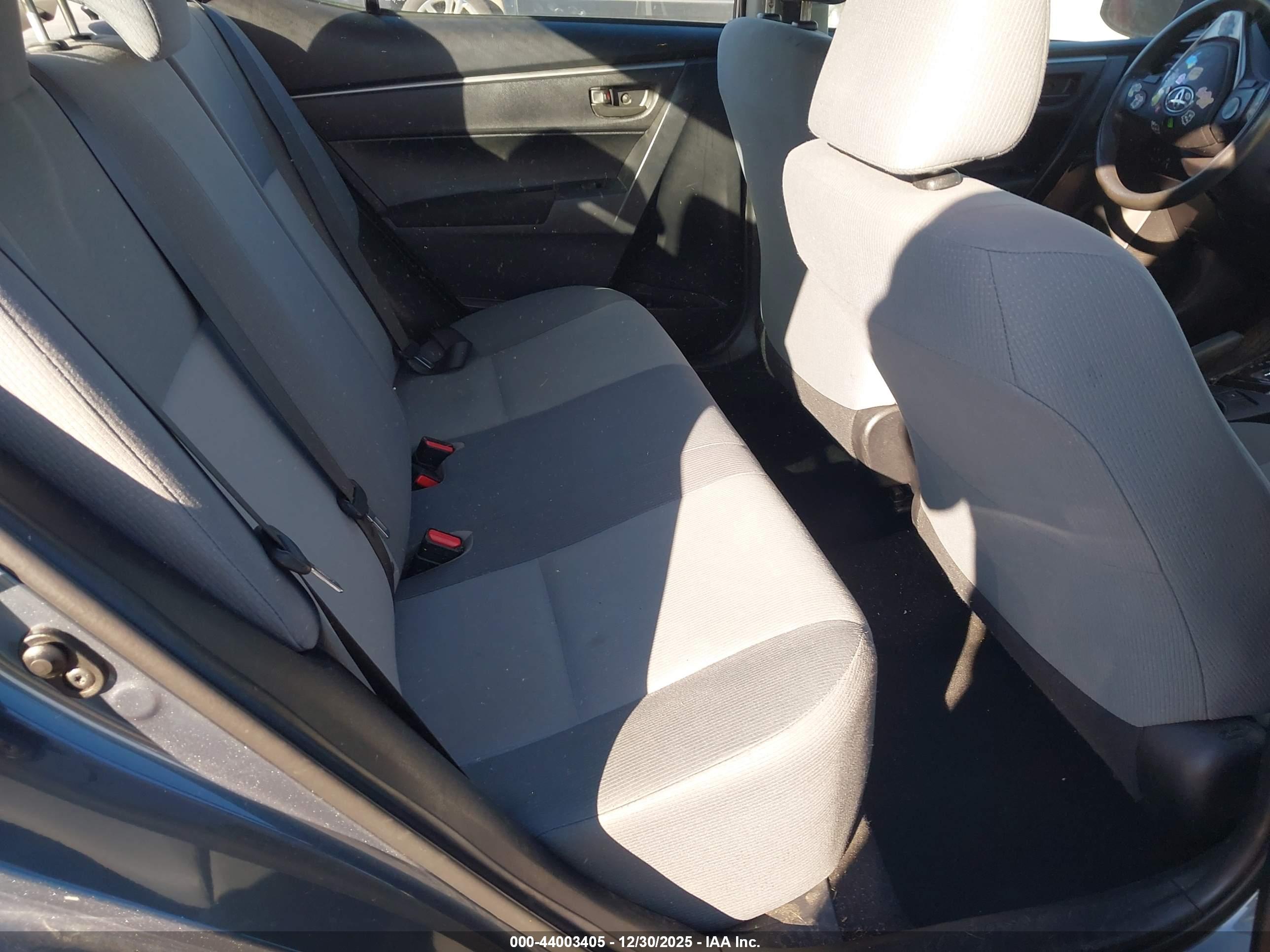 TOYOTA COROLLA image 8