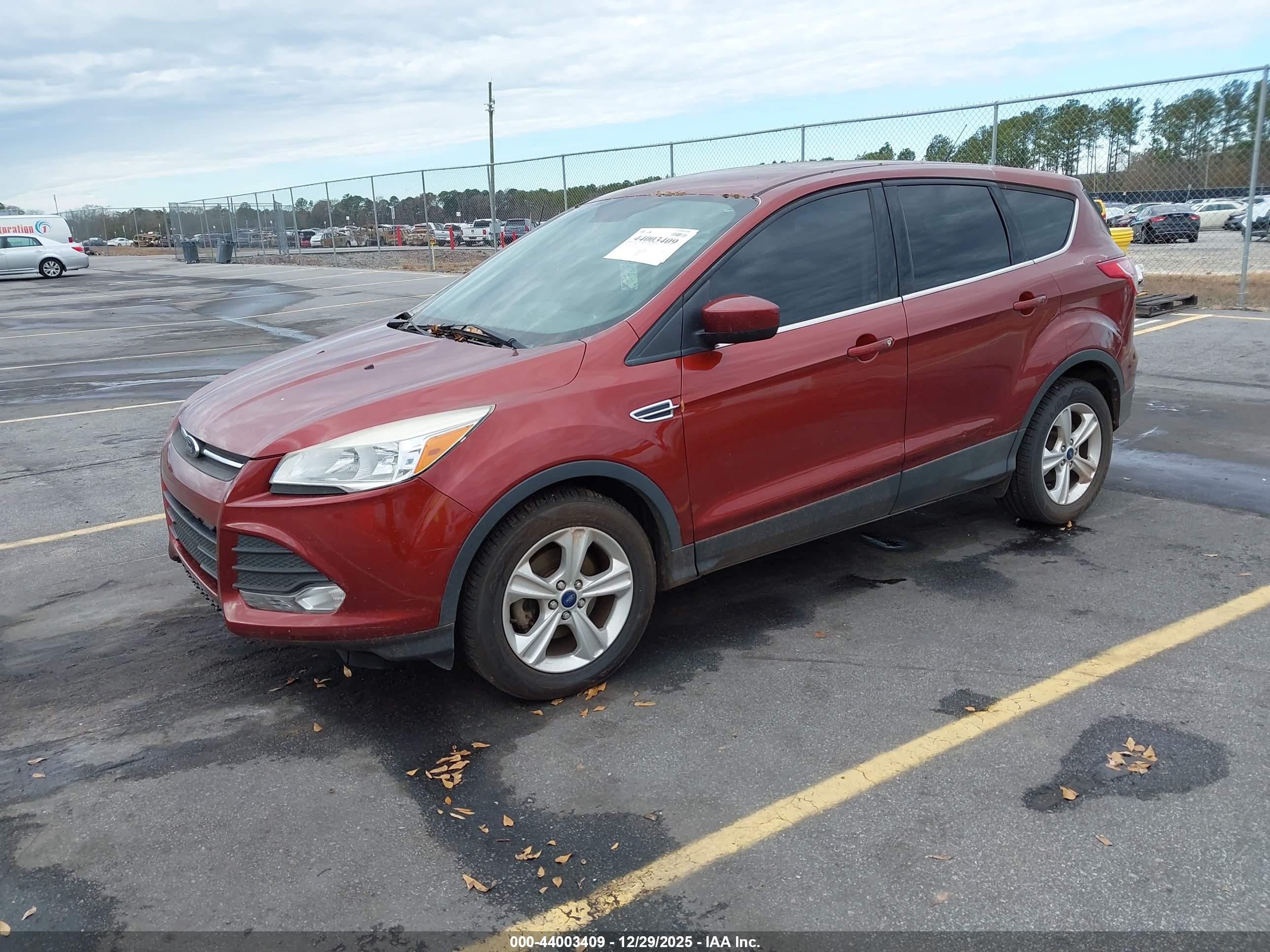 FORD ESCAPE image 2