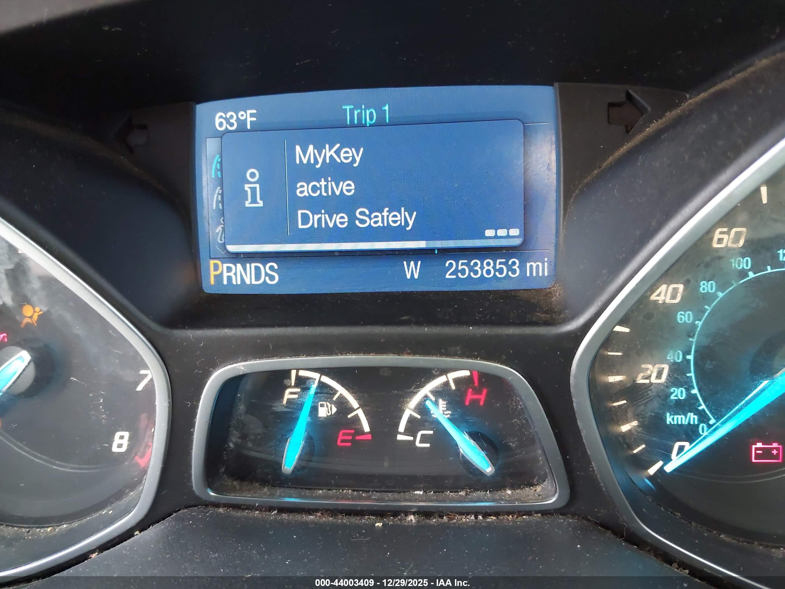 FORD ESCAPE image 7