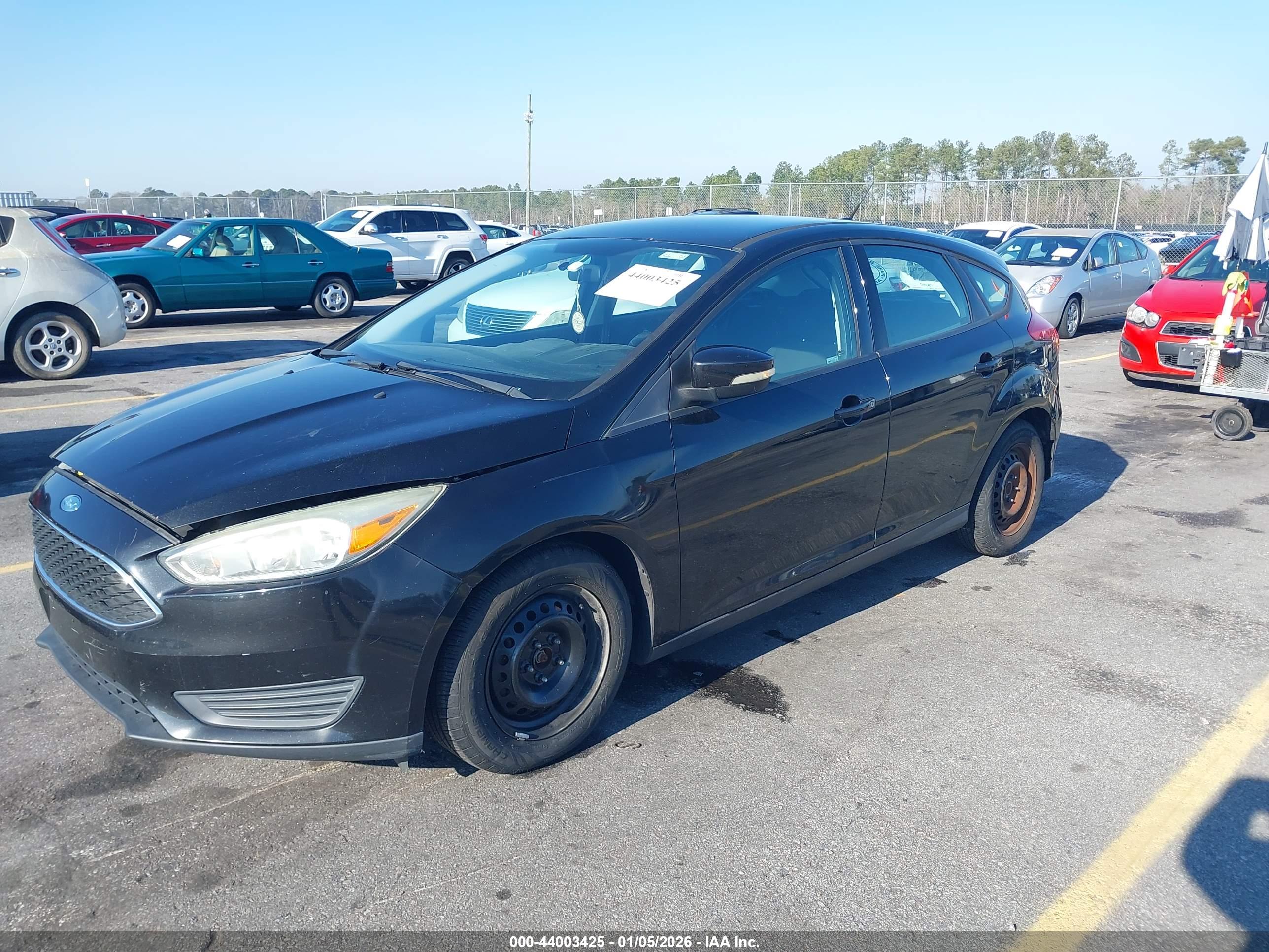 FORD FOCUS image 2