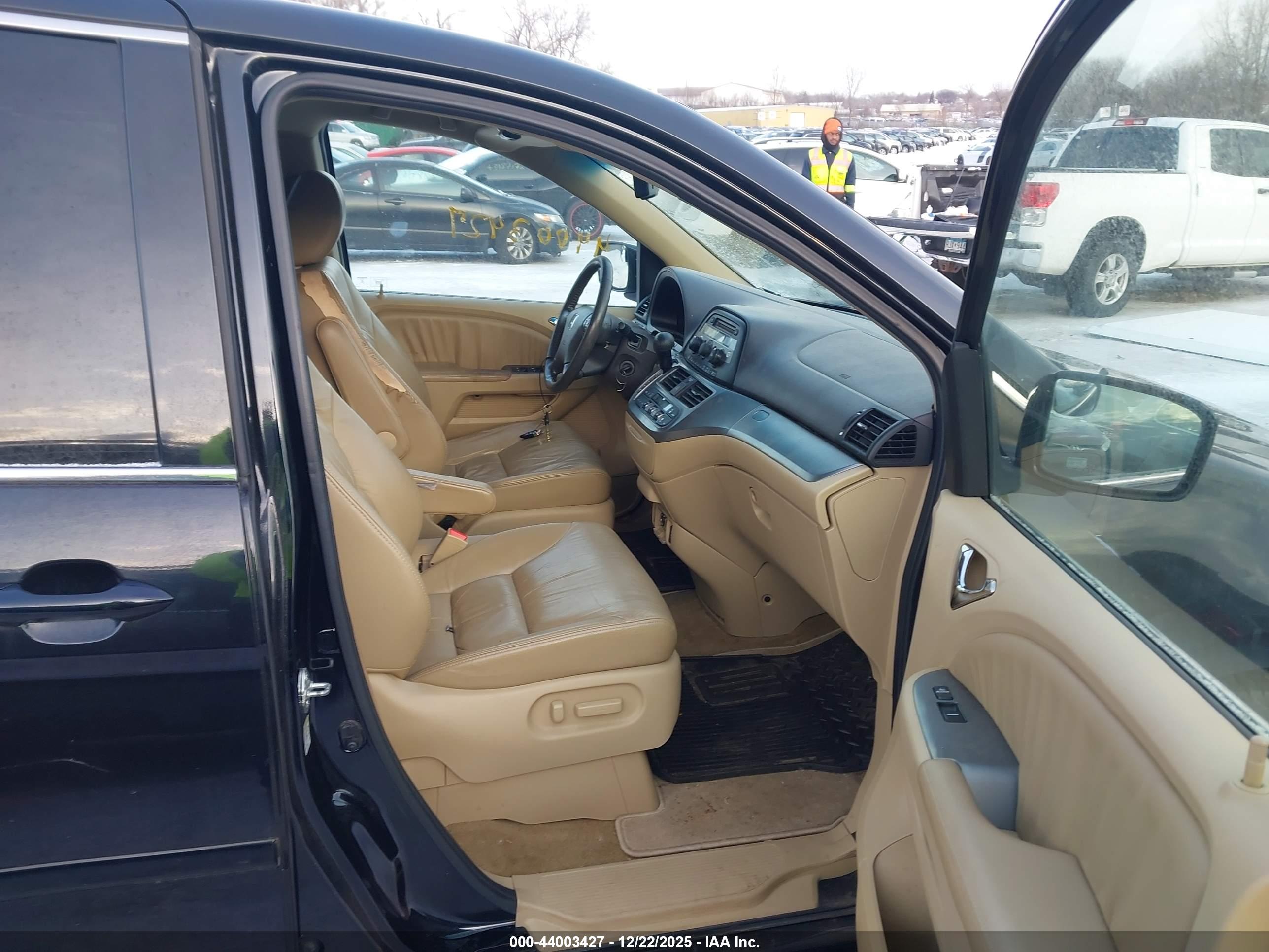 HONDA ODYSSEY image 5