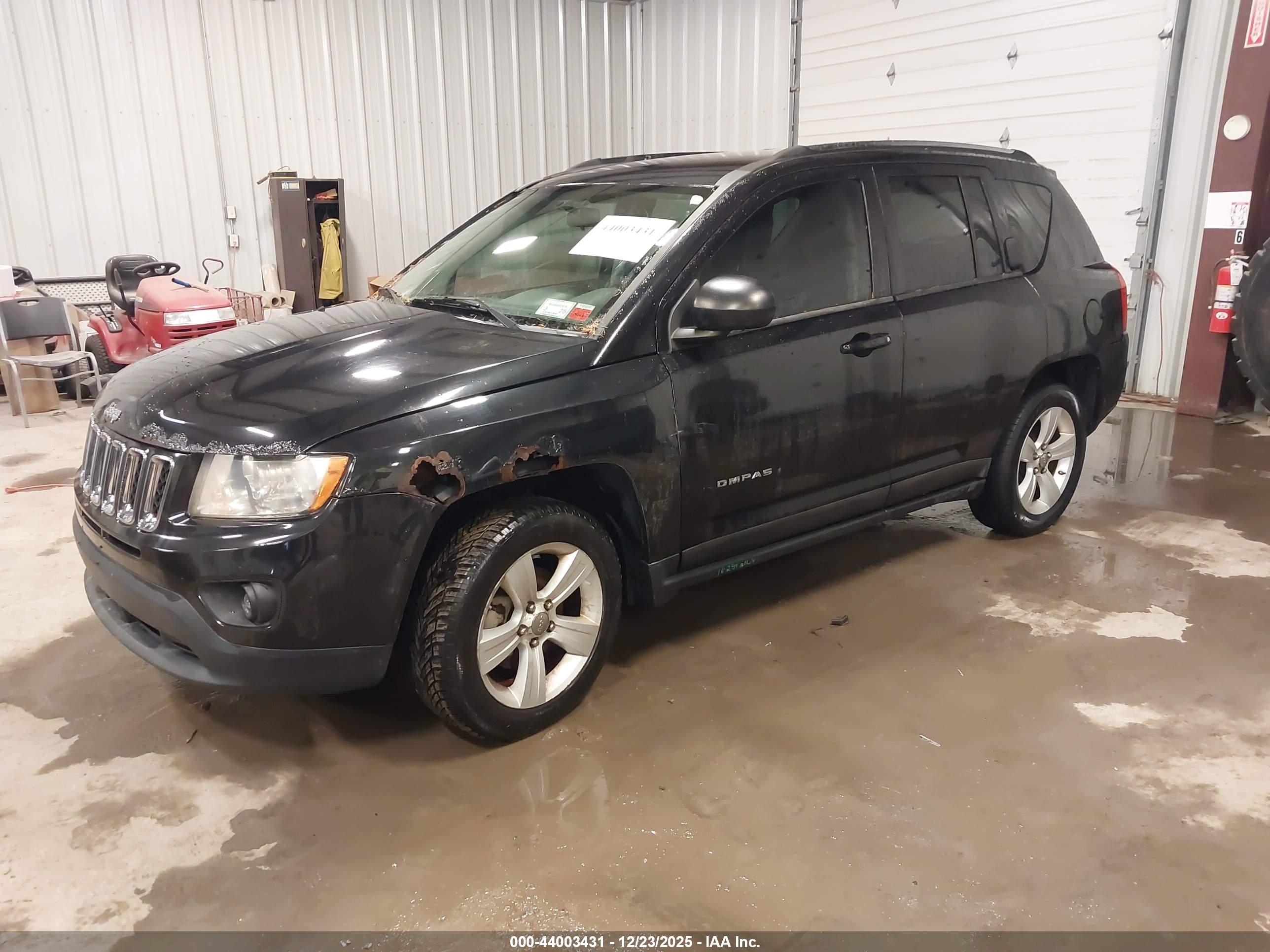 JEEP COMPASS image 2