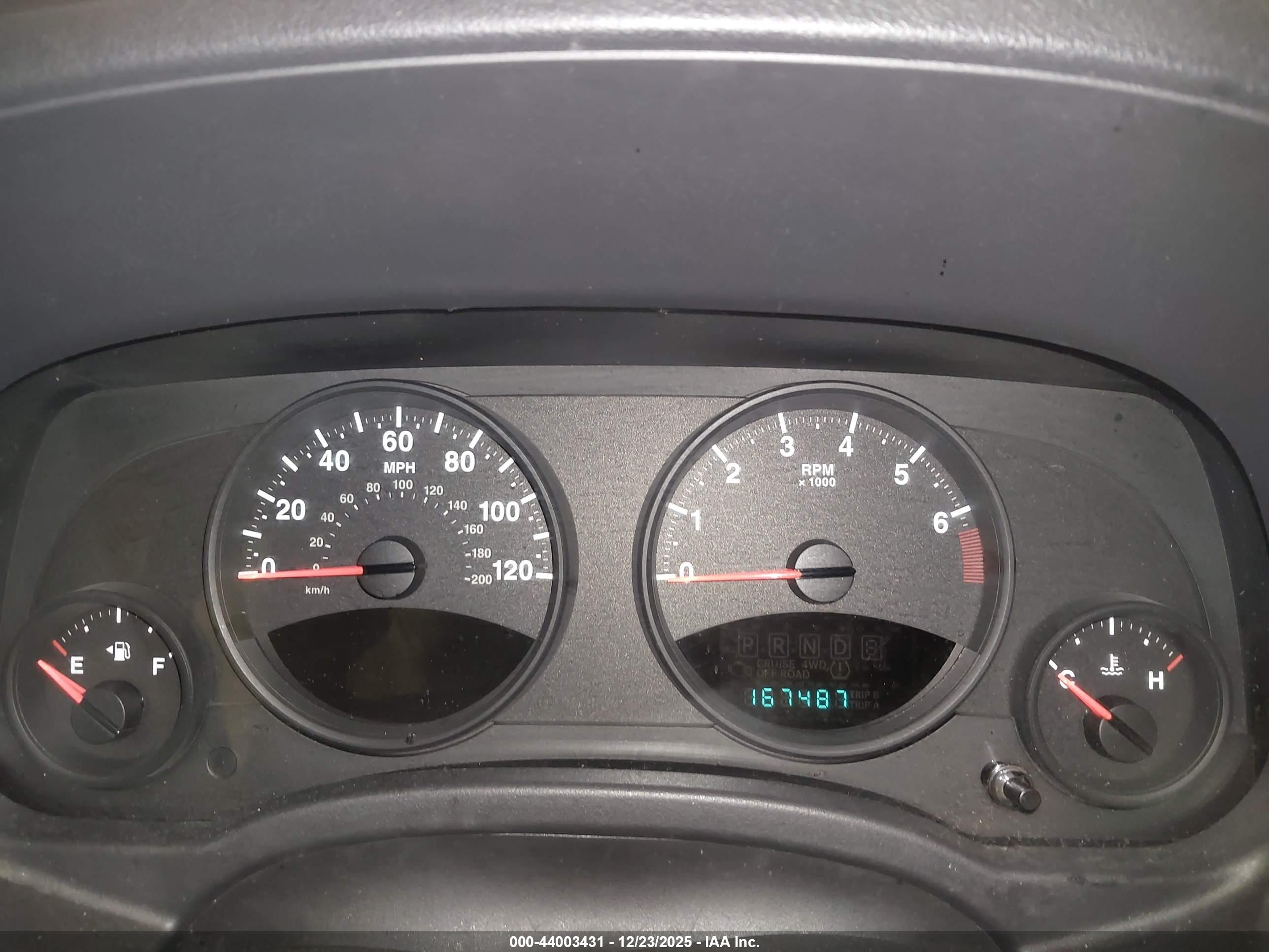 JEEP COMPASS image 7