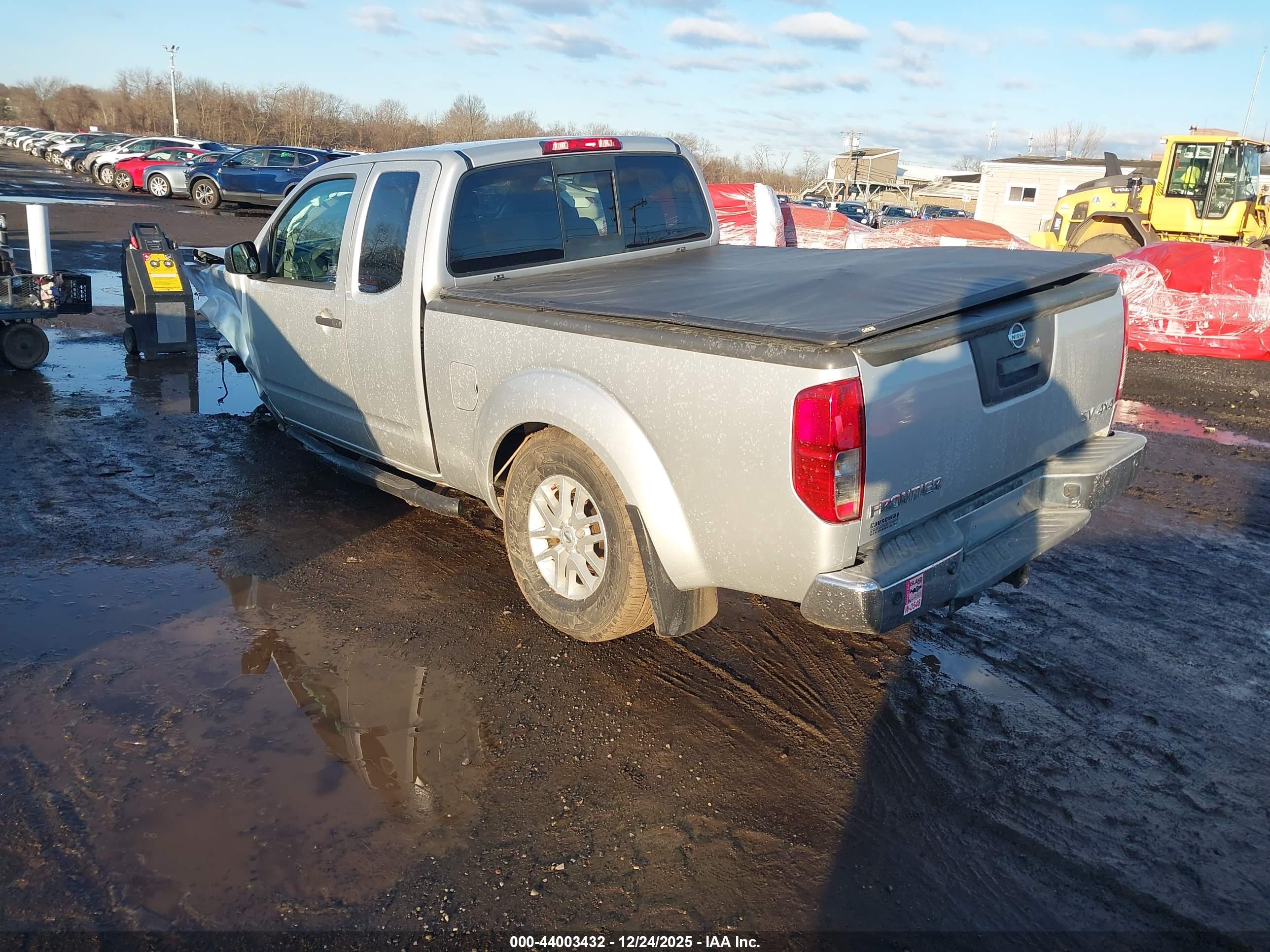 NISSAN FRONTIER image 3