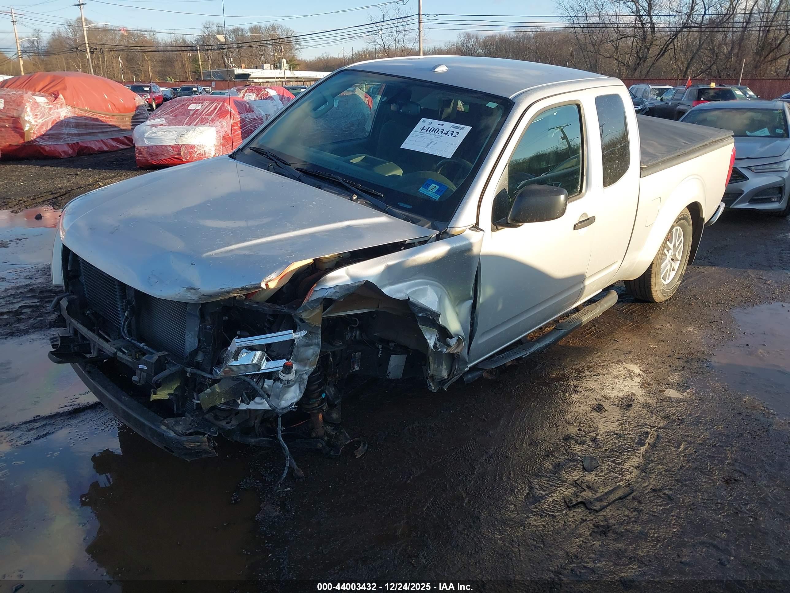 NISSAN FRONTIER image 6