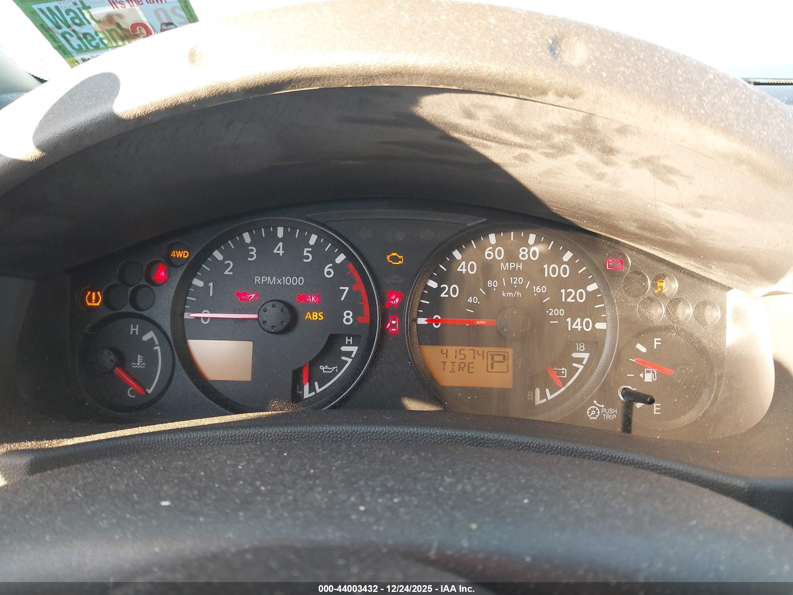 NISSAN FRONTIER image 7