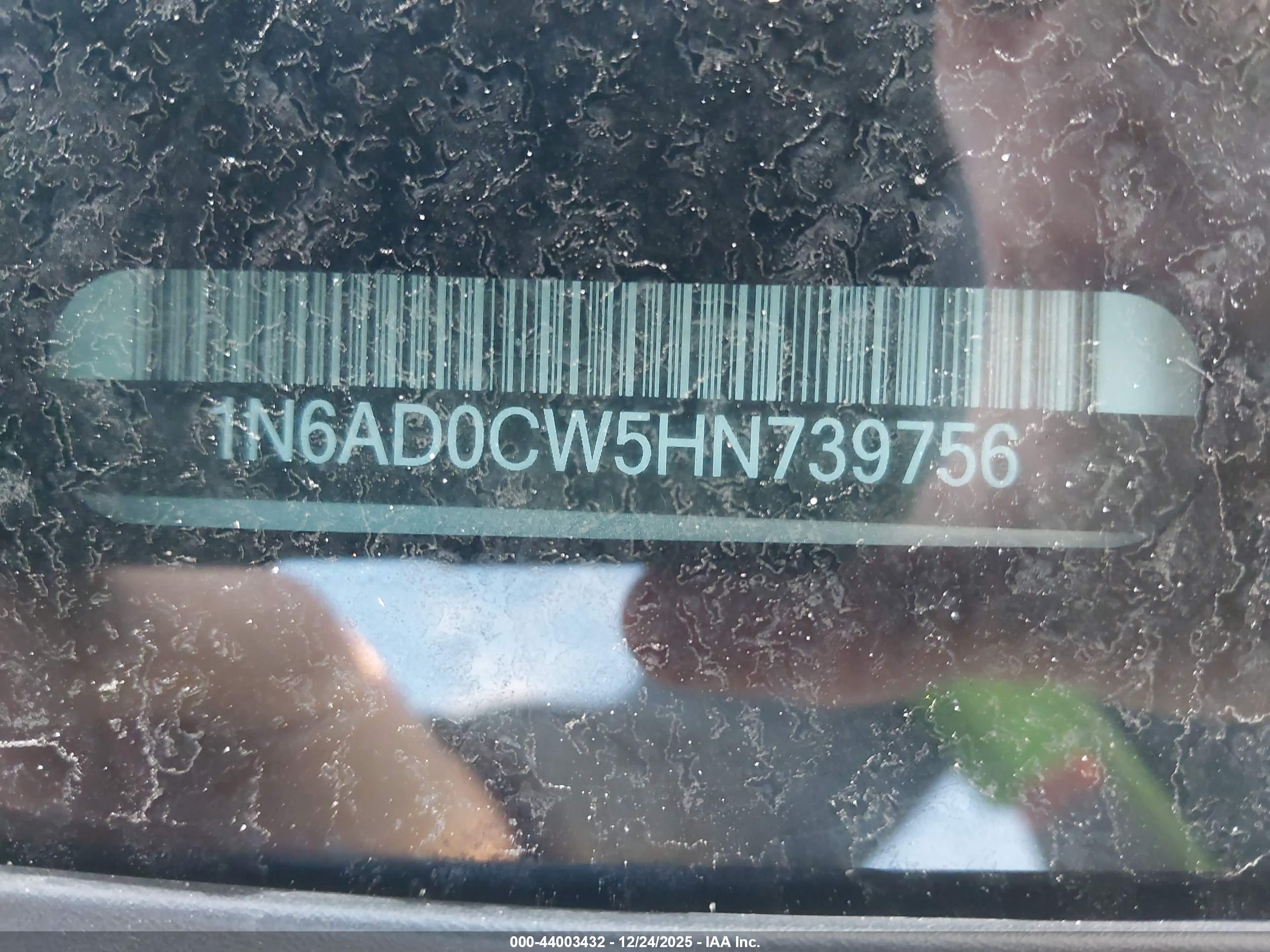 NISSAN FRONTIER image 9