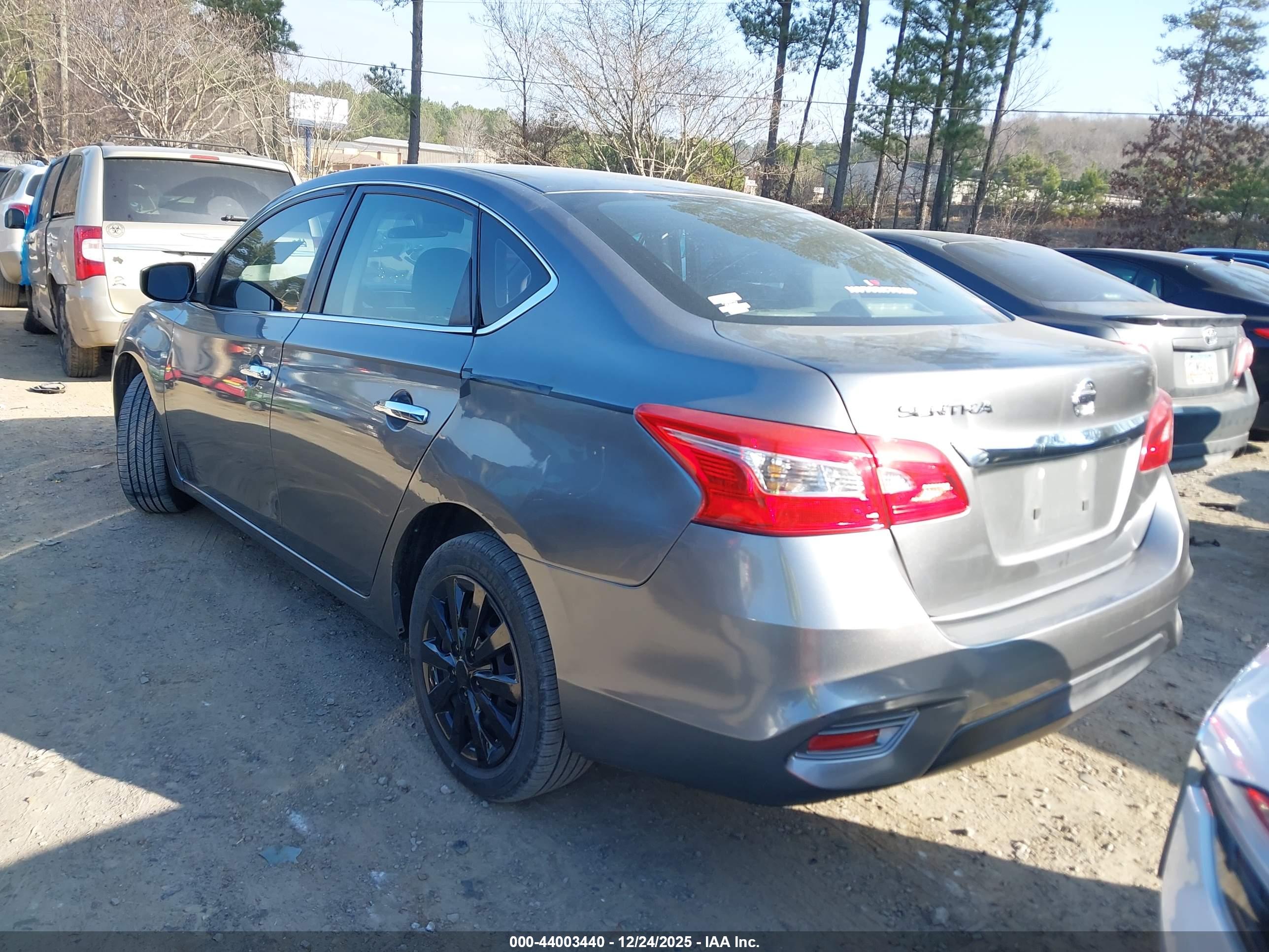 NISSAN SENTRA image 3