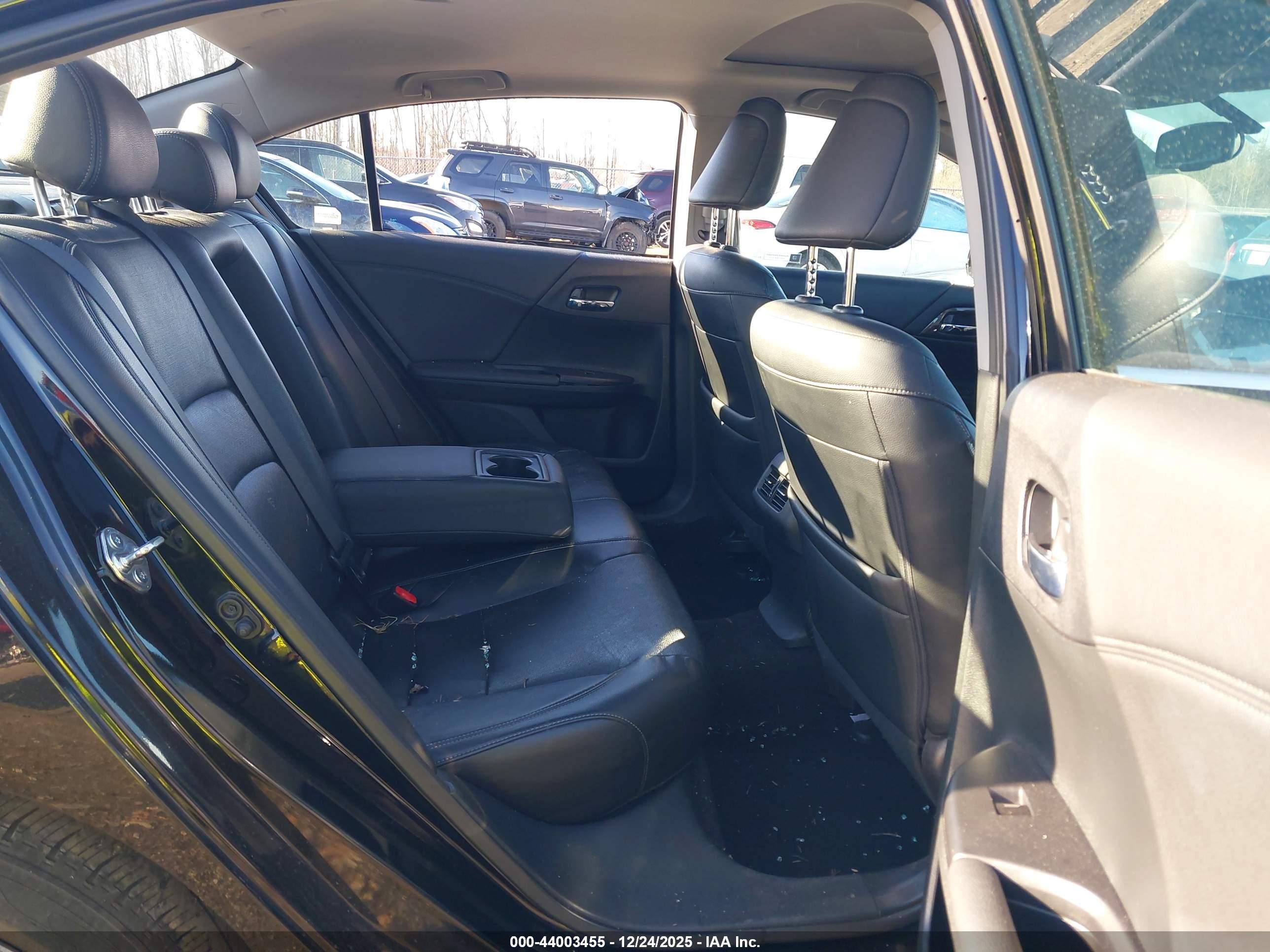 HONDA ACCORD image 8